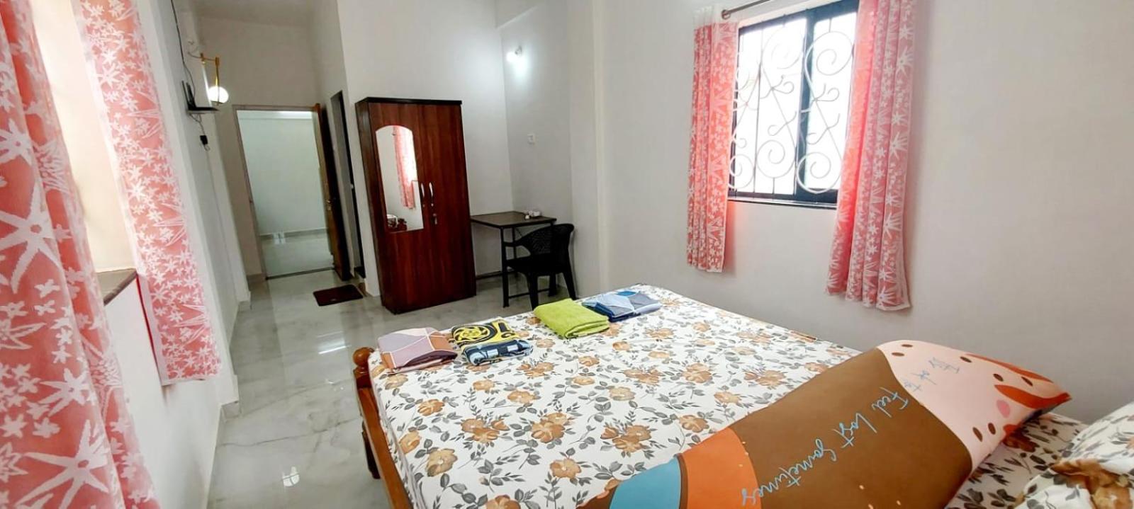 Deluxe Double Room with Balcony photo 3