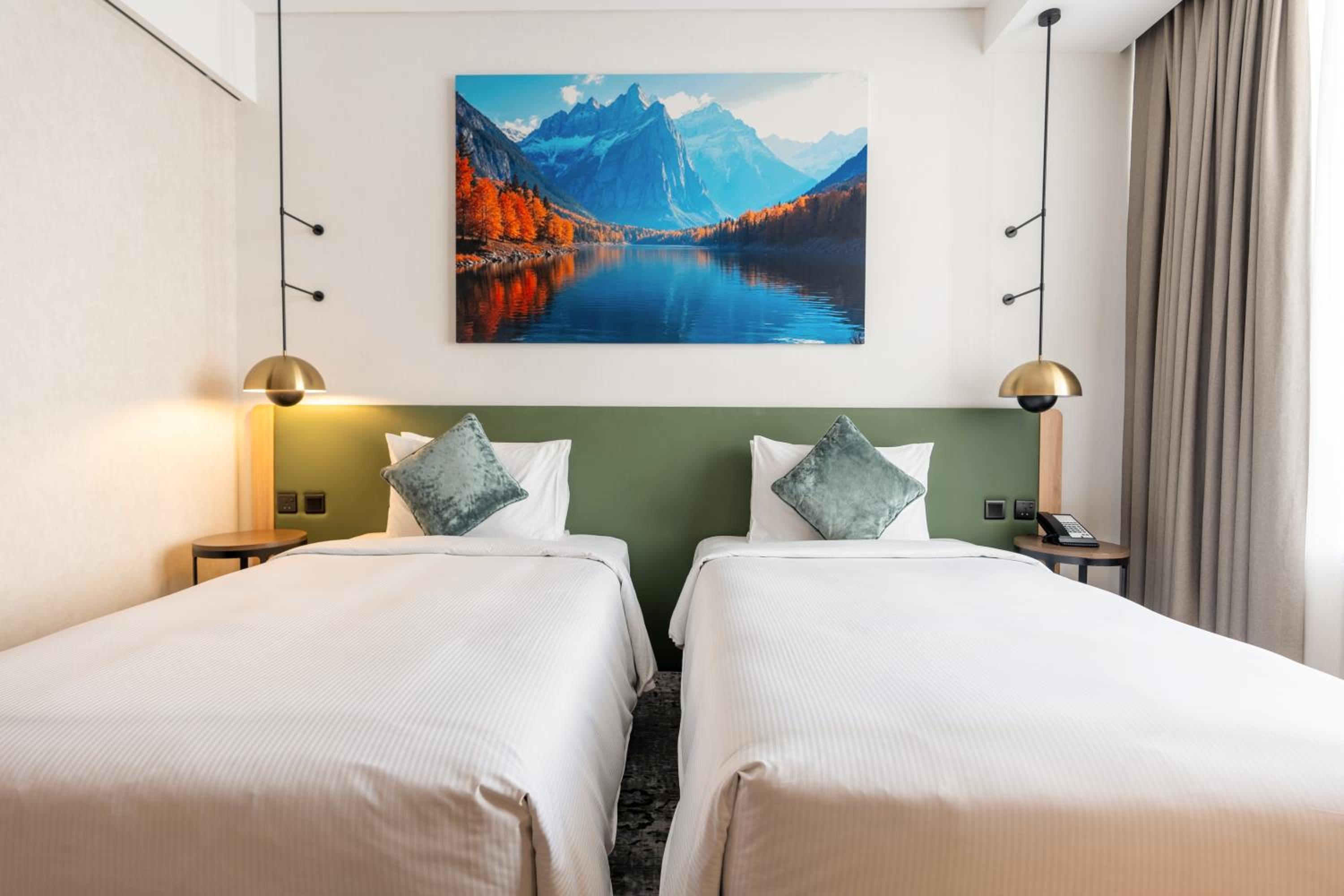 Deluxe Twin Room - Photo 6