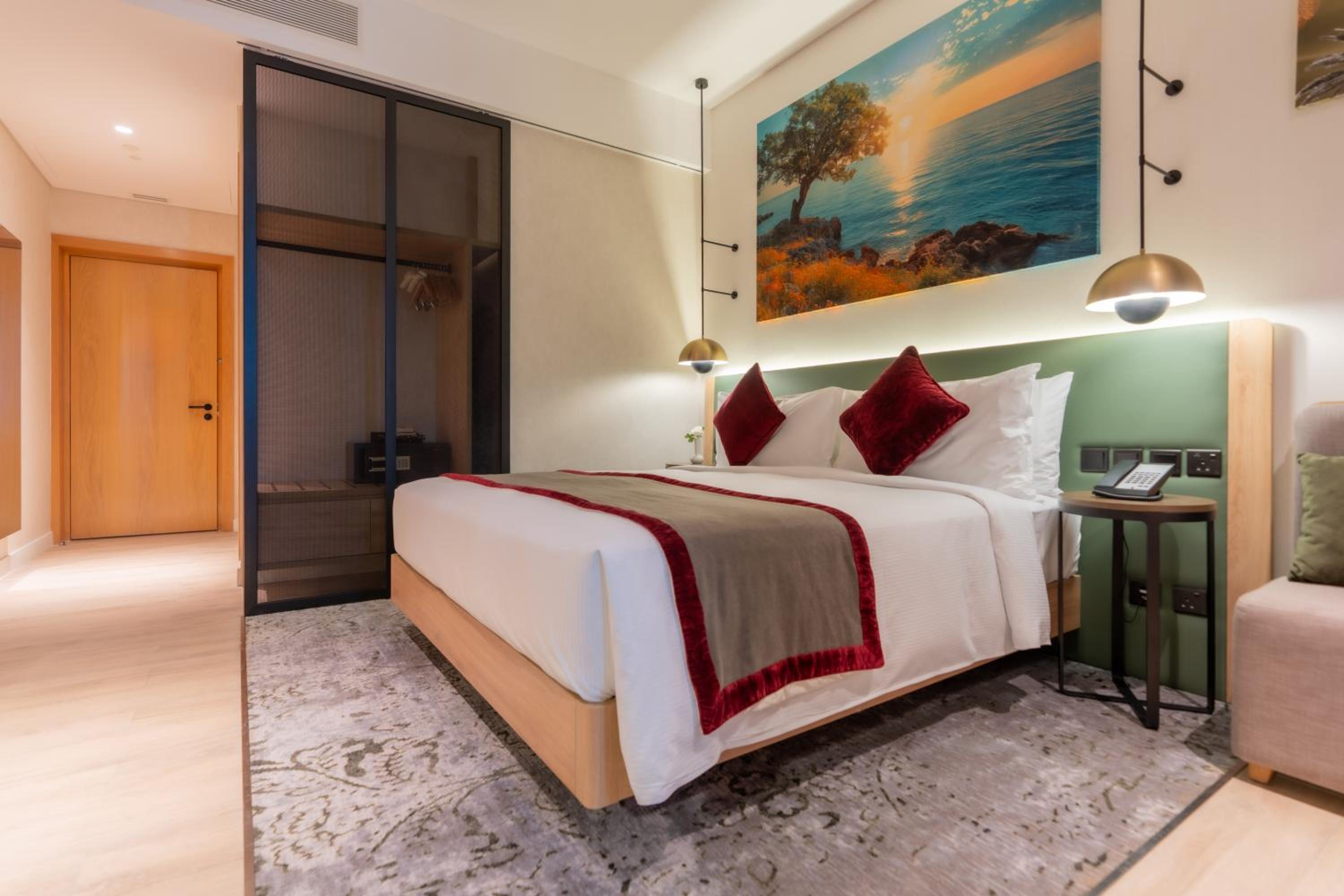 Deluxe Suite - Photo 4