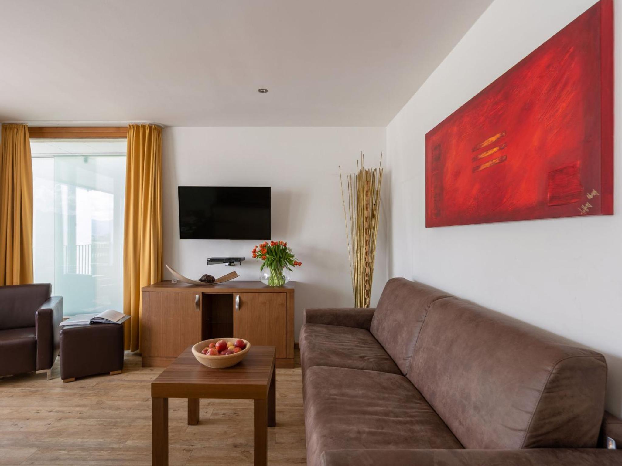 Apartment photo 1
