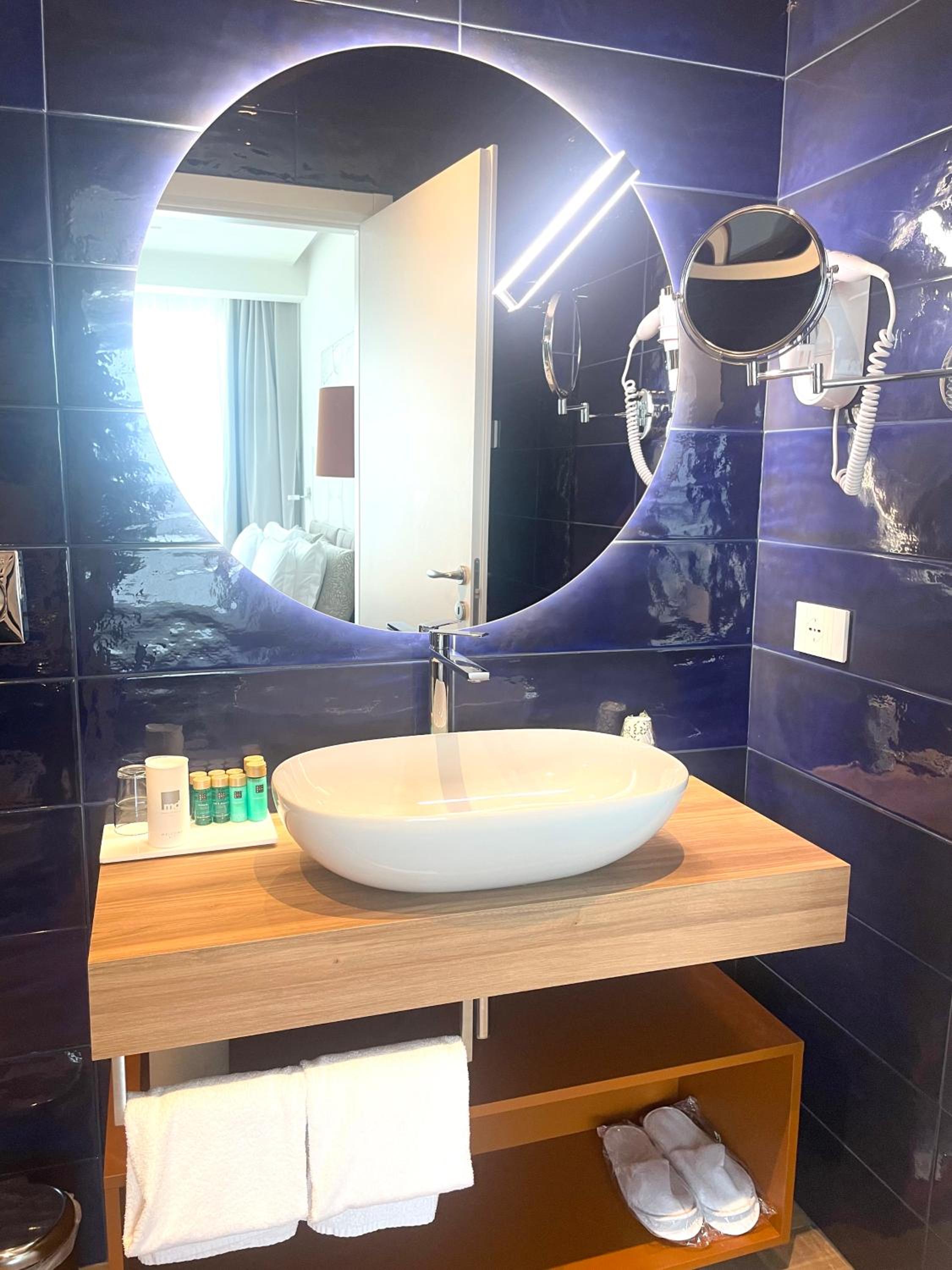 Superior Double or Twin Room with Terrace