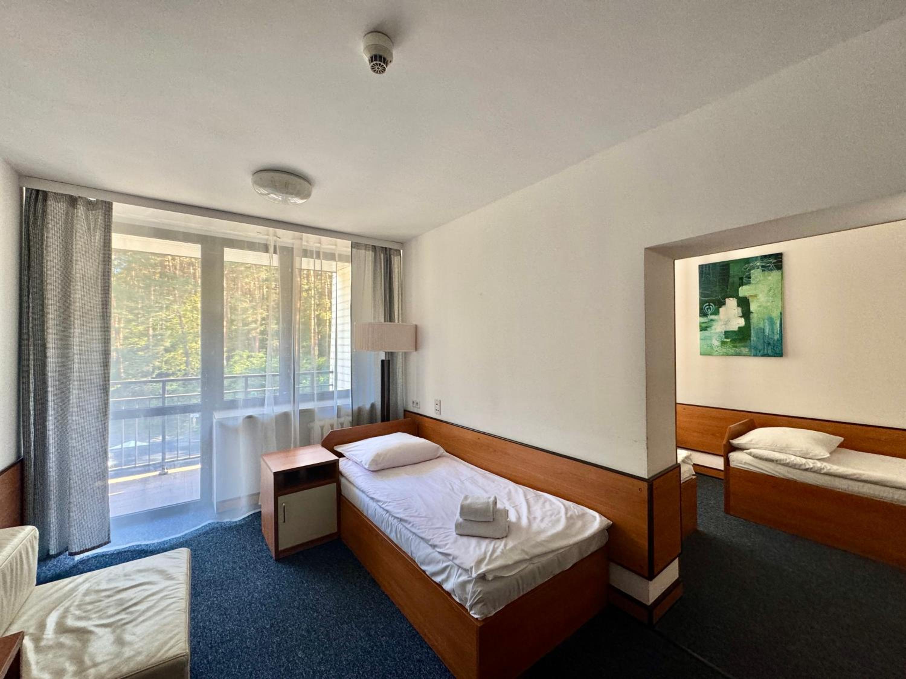 Economy Triple Room - Photo 1