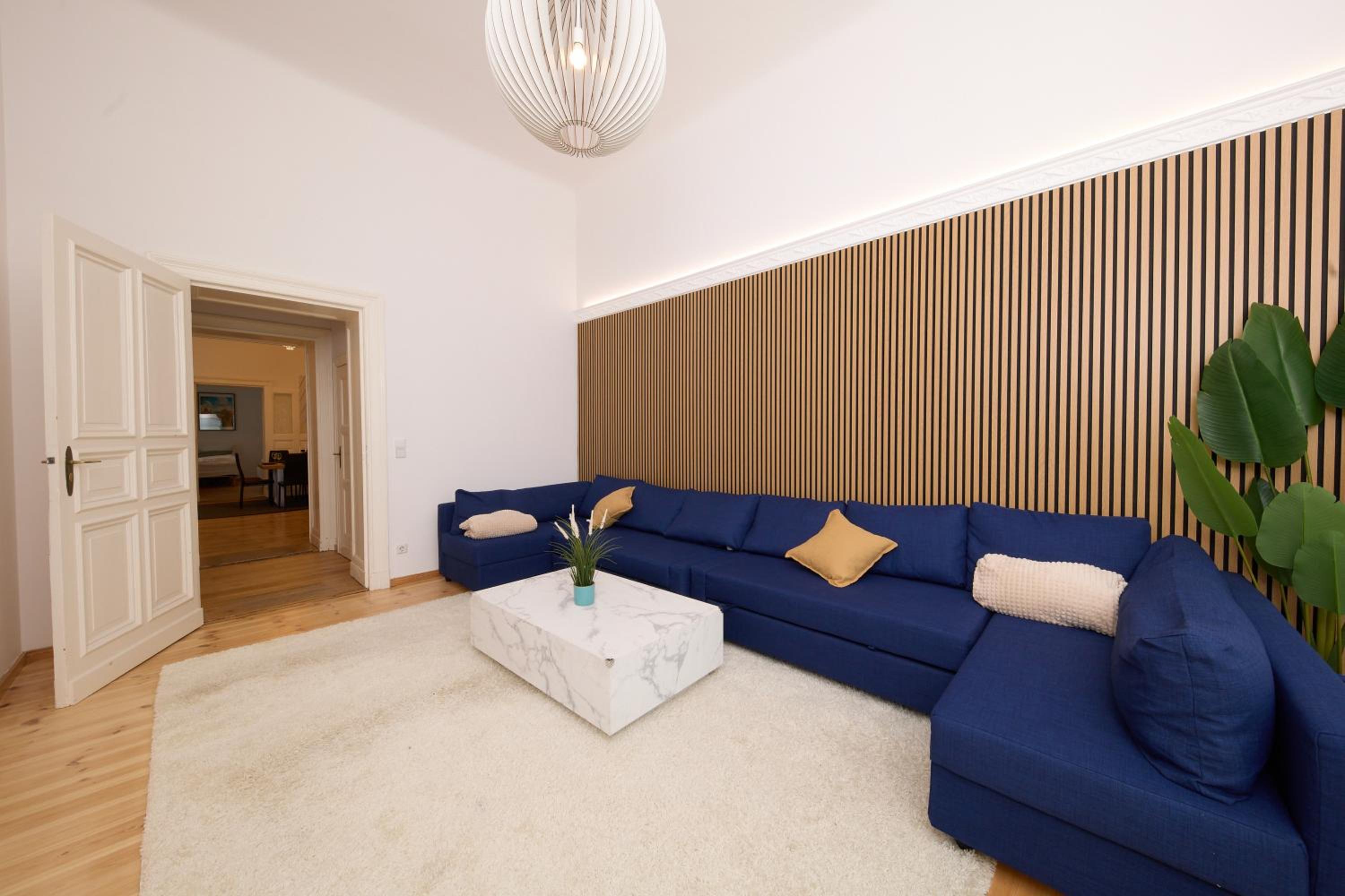 Three-Bedroom Apartment photo 2