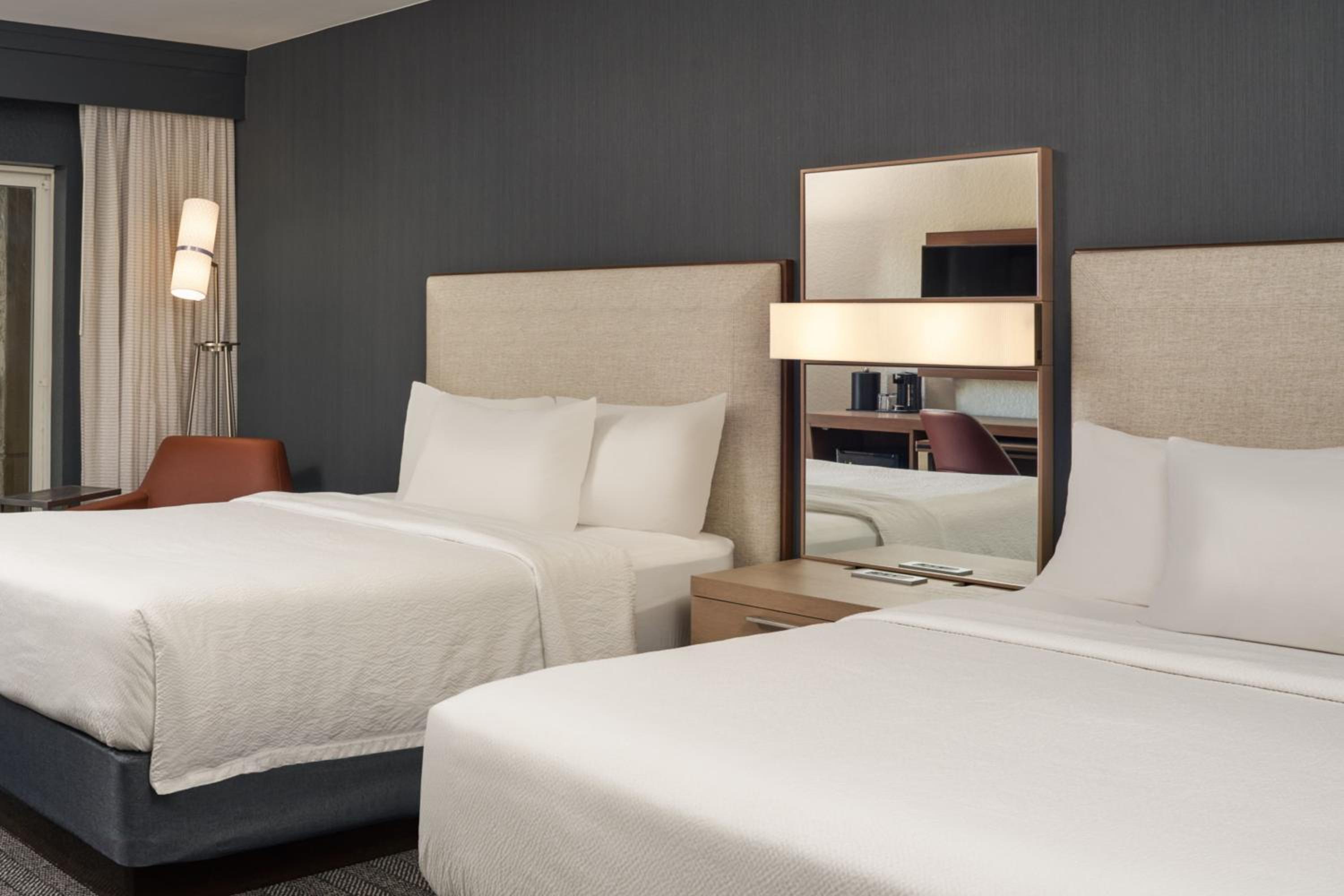 Newly renovated Queen Room with Transfer Shower - Mobility/Hearing Accessible photo 1