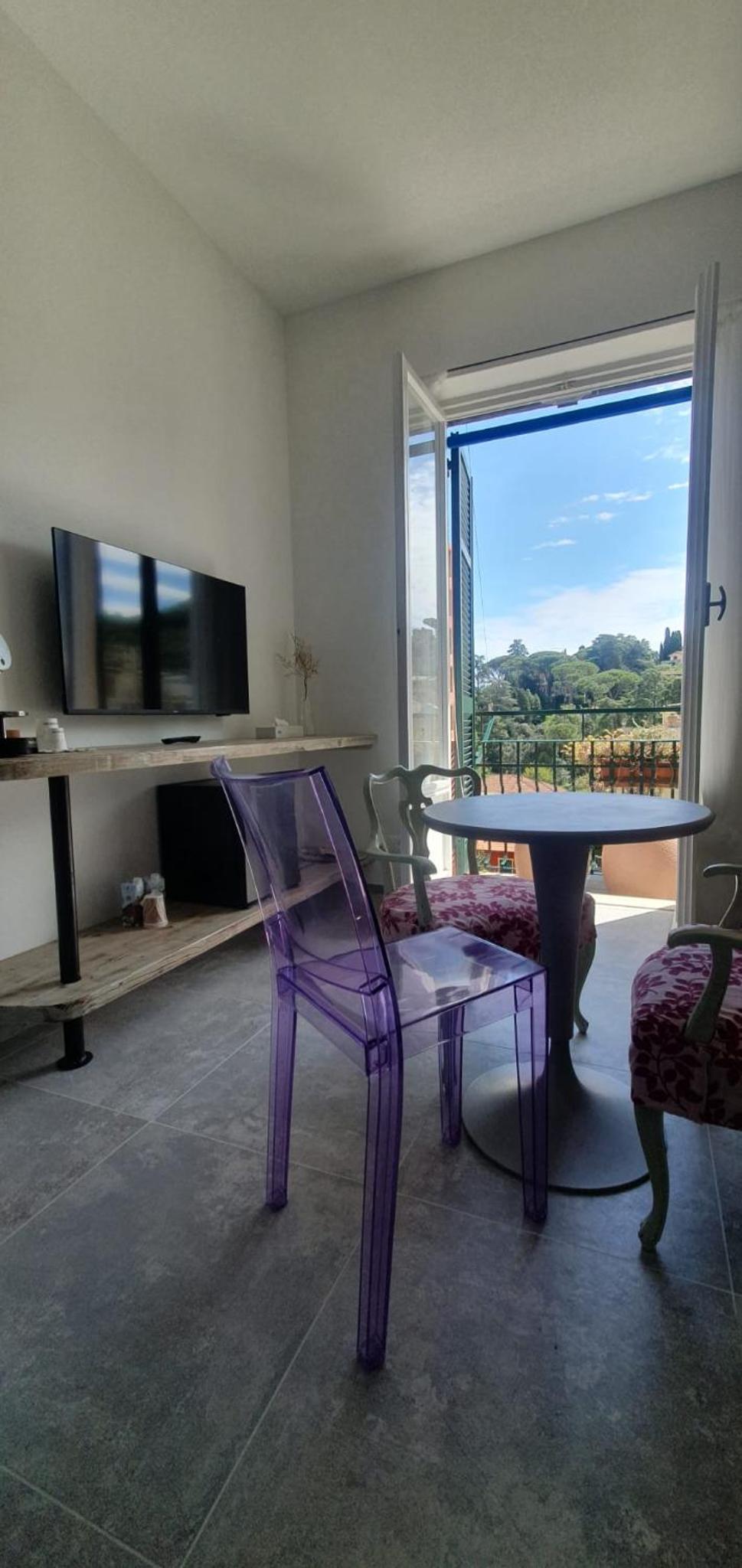 King Room with Balcony