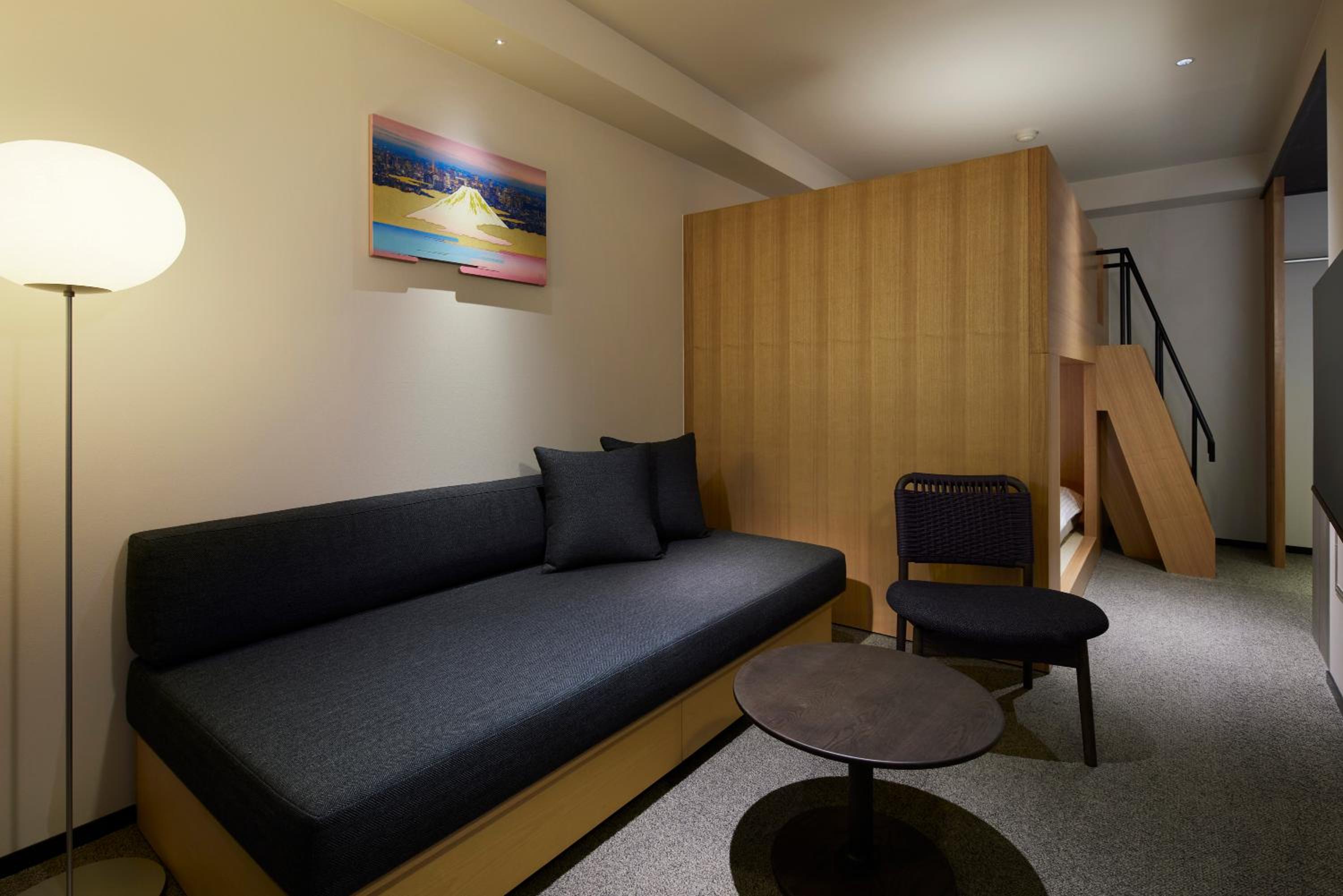 Standard 3 beds A photo 2