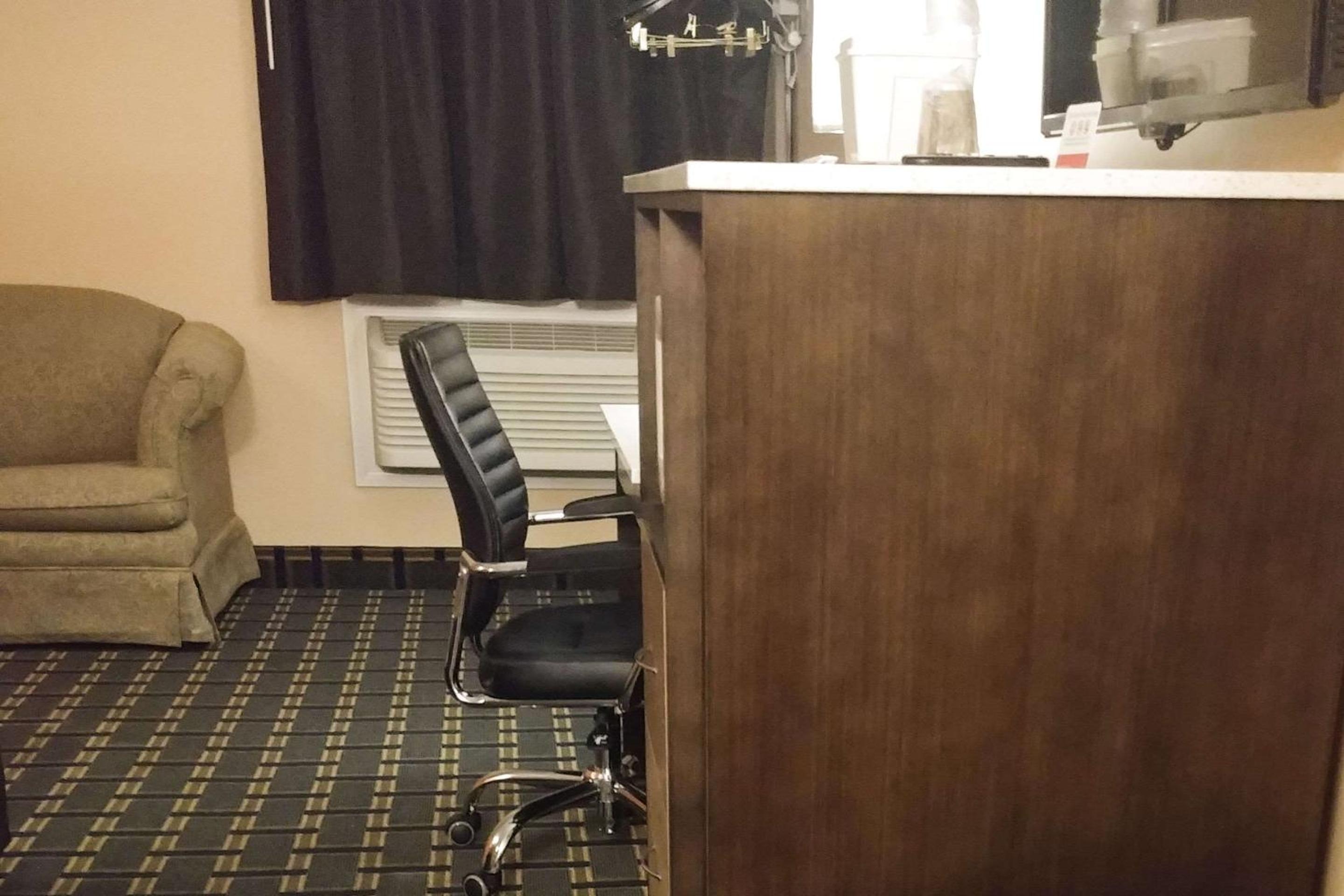 King Room - Smoking  - Photo 3