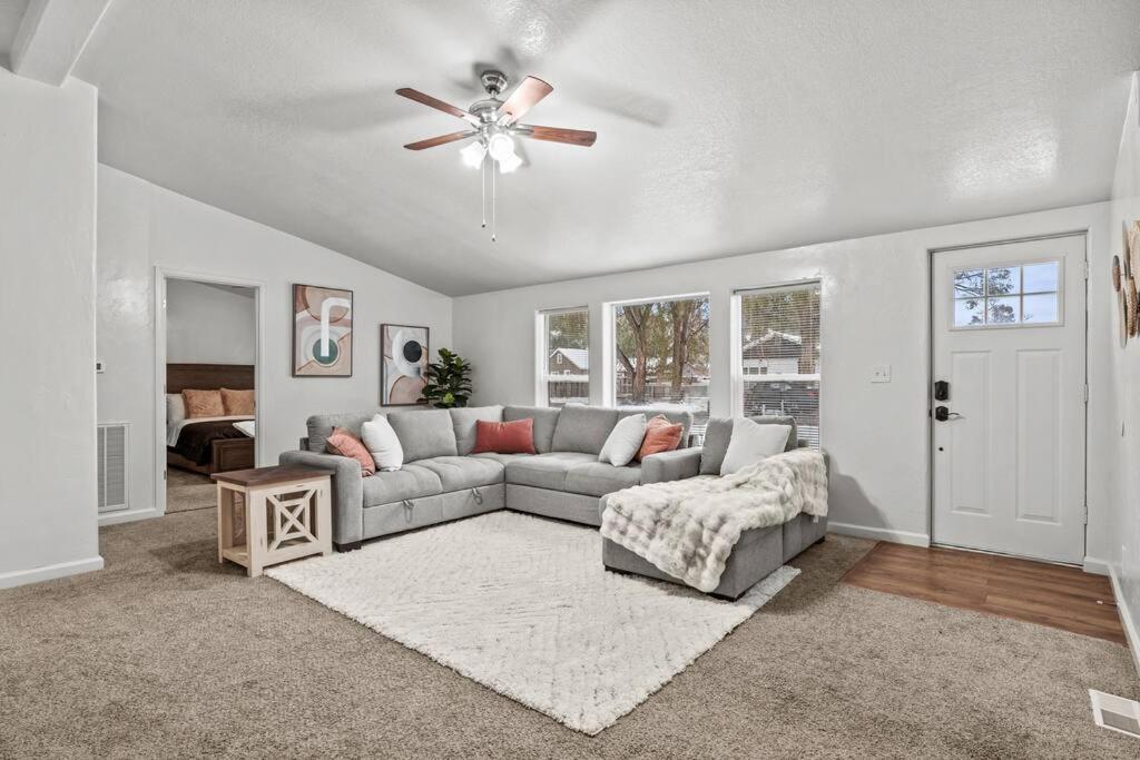 Three-Bedroom House photo 1