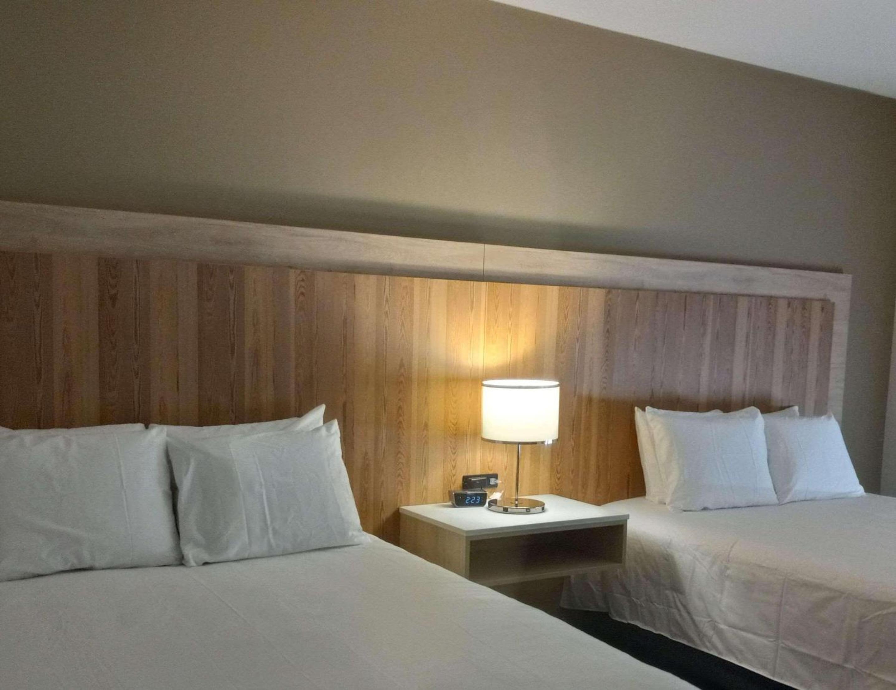 Queen Room with Two Queen Beds and Roll-In Shower - Disability Access/Non-Smoking - Photo 1