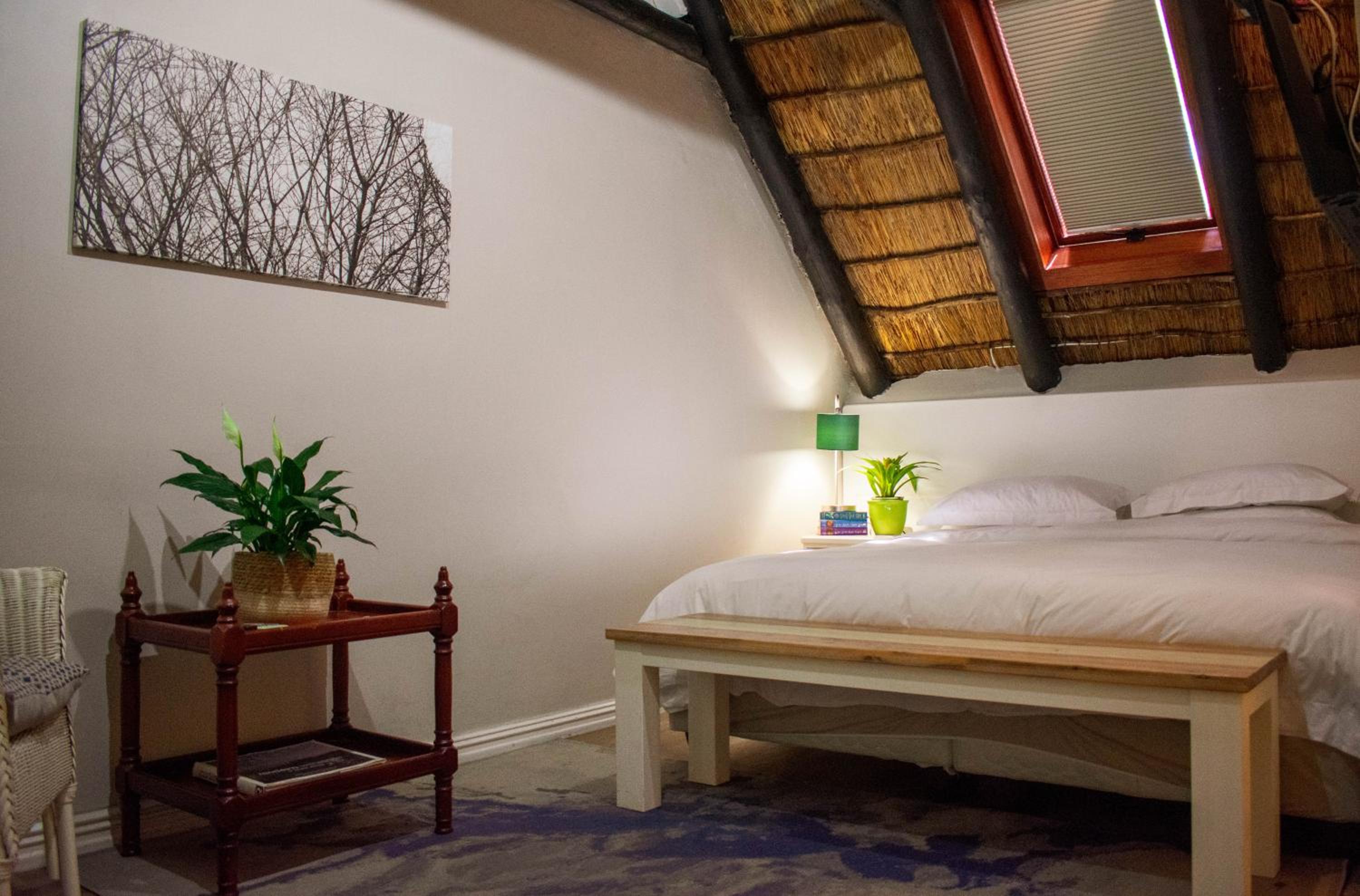Budget Double Room photo 3