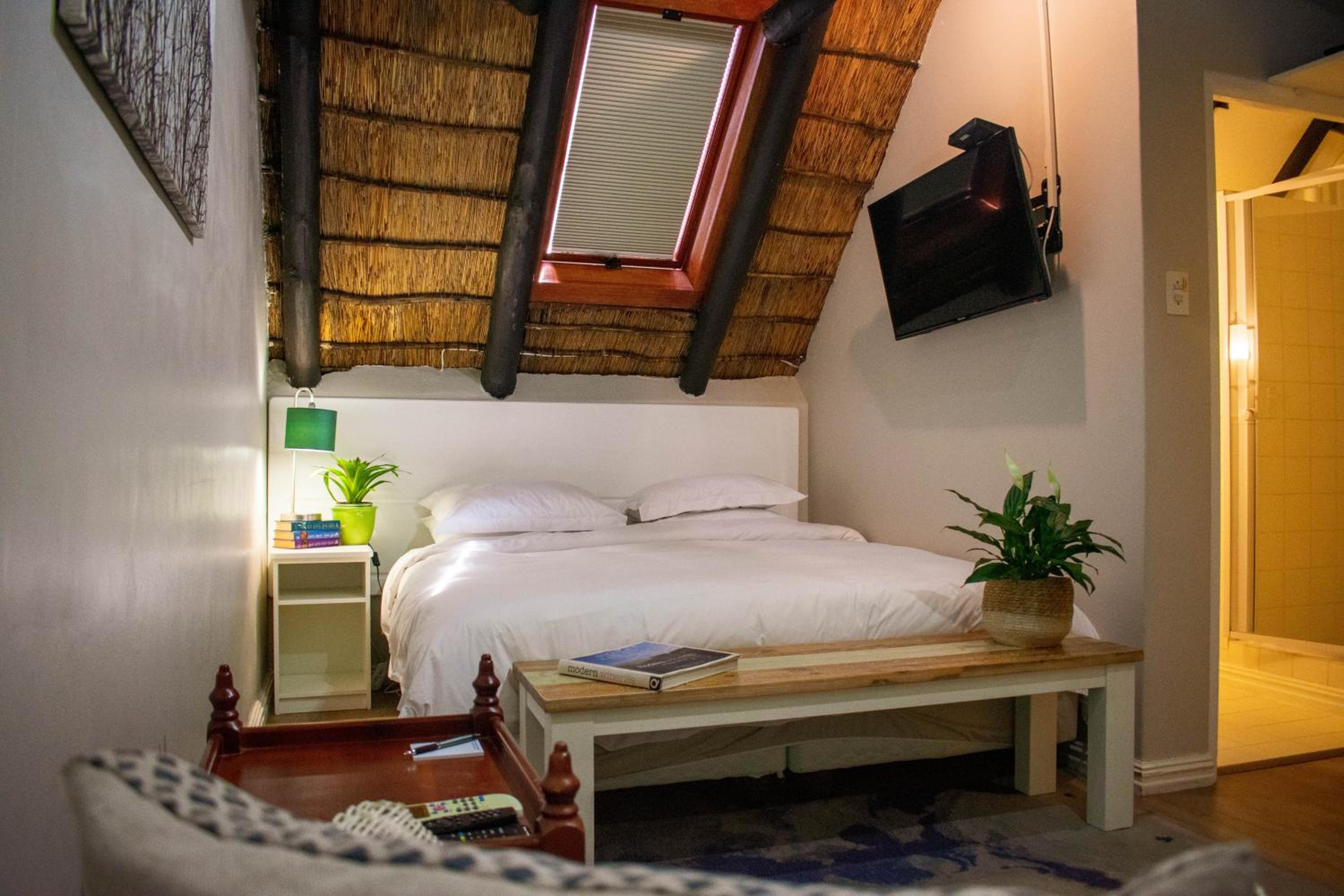 Budget Double Room photo 1