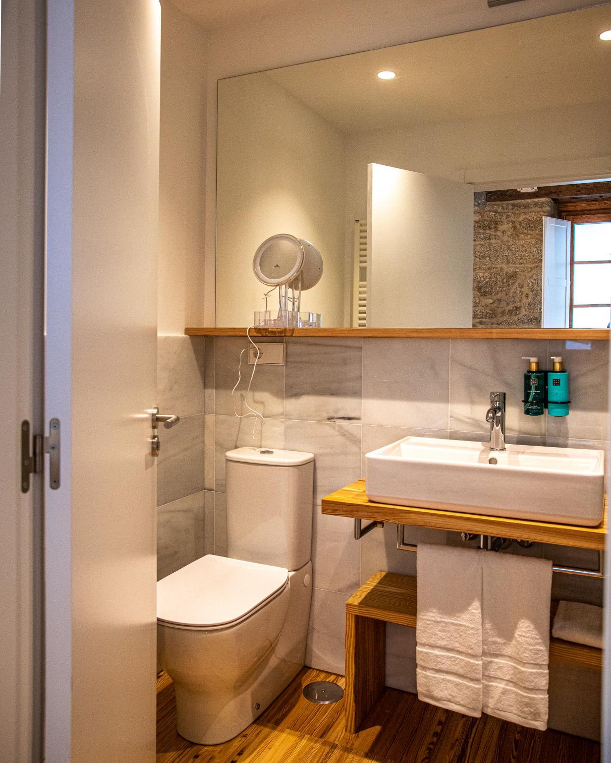Apartment - Photo 25