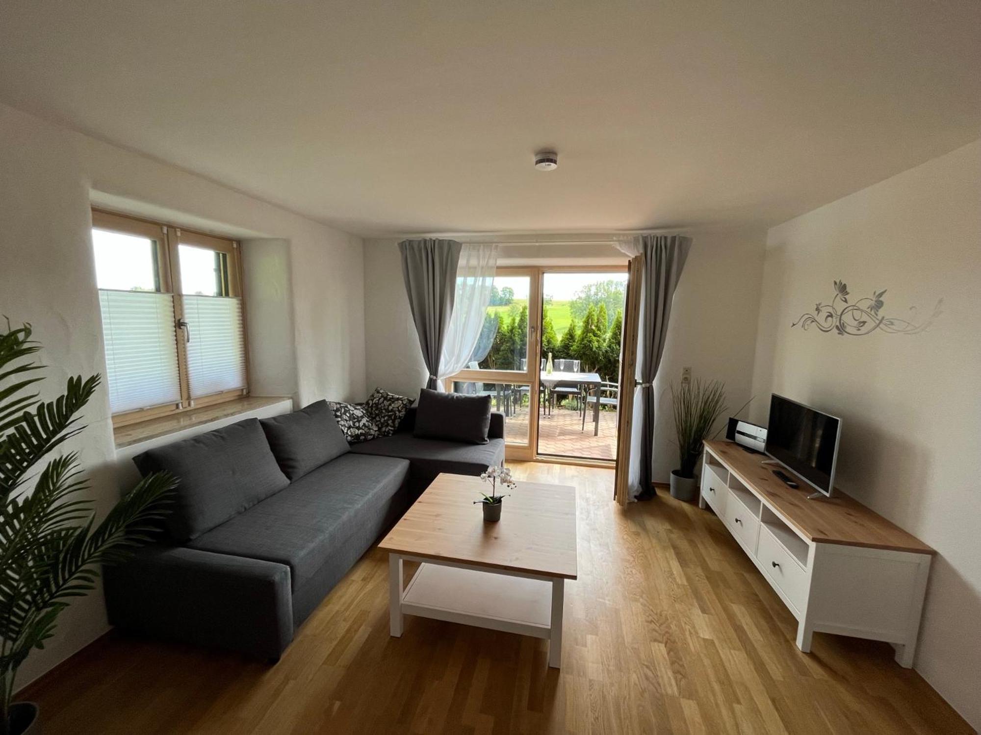 One-Bedroom Apartment with Garden View photo 1
