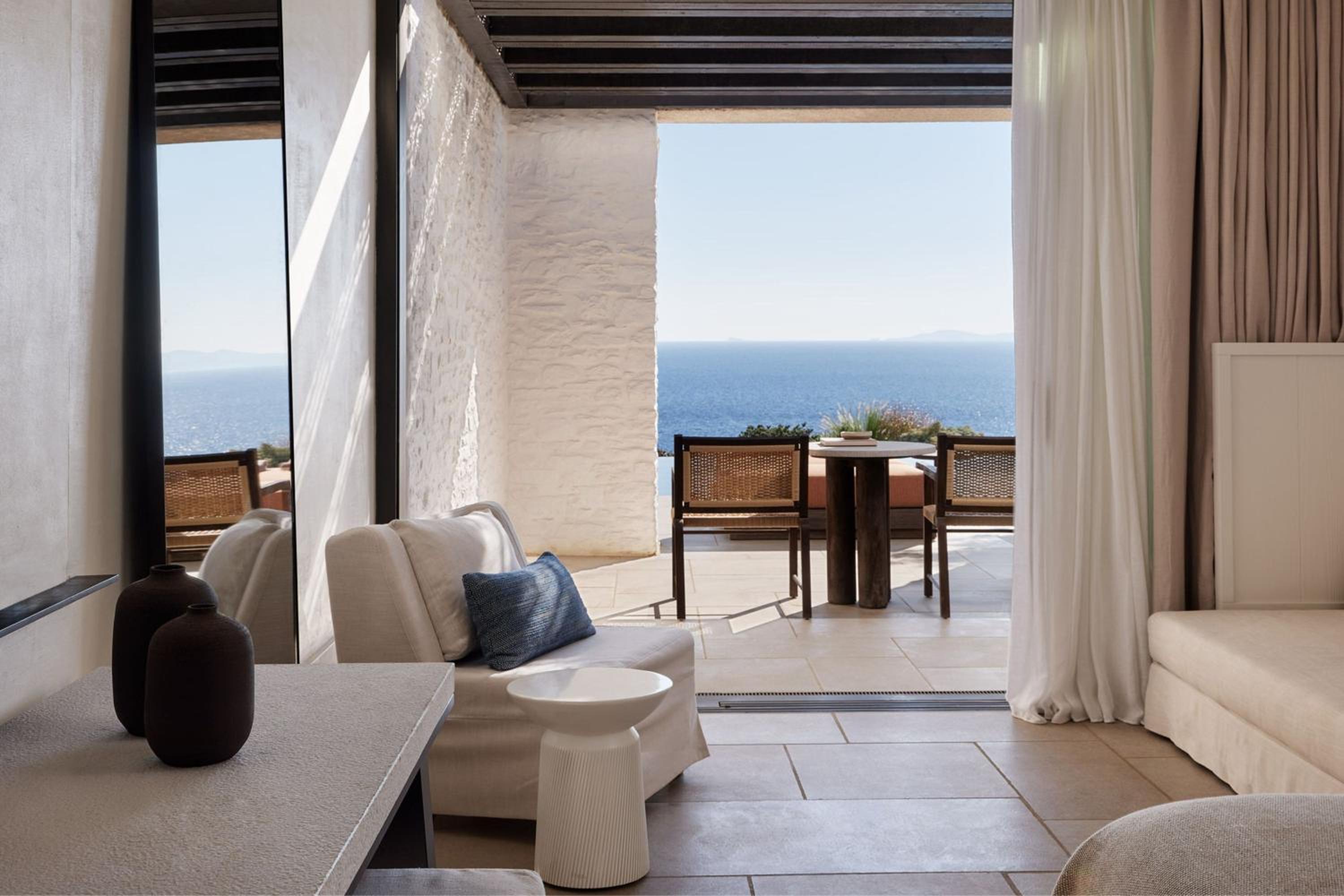 Island Adjoining Suites Sharing Pool photo 3