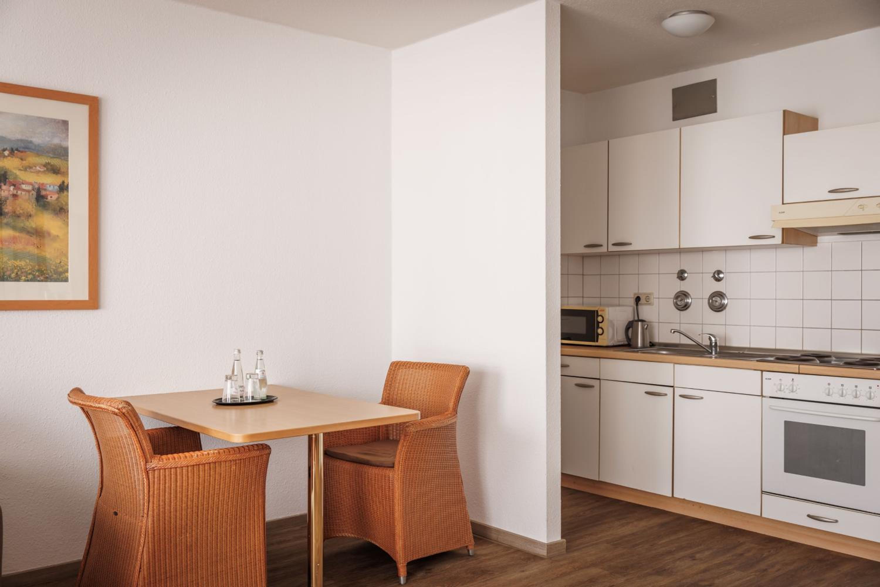 Suite - Photo 6