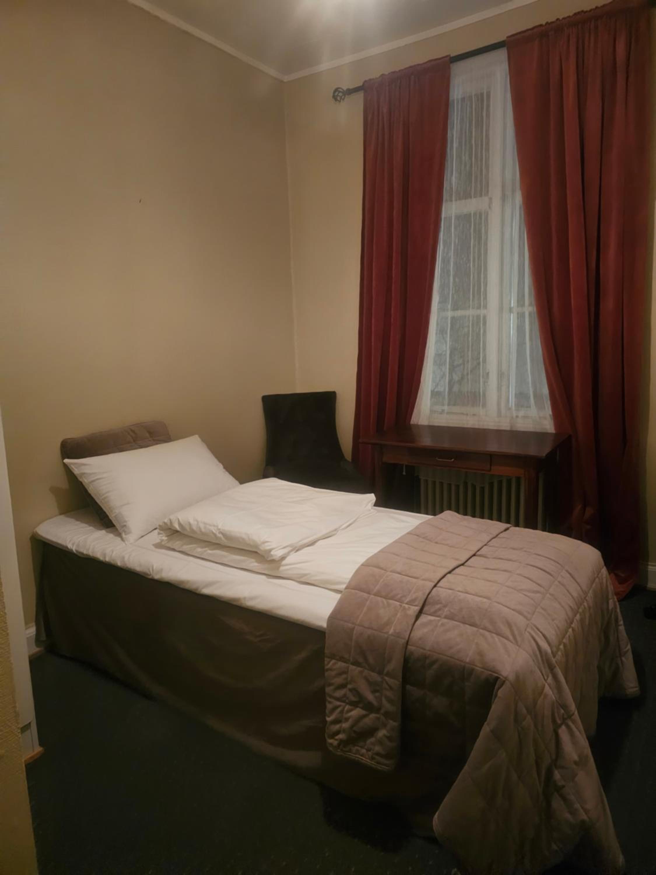 Single Room photo 3