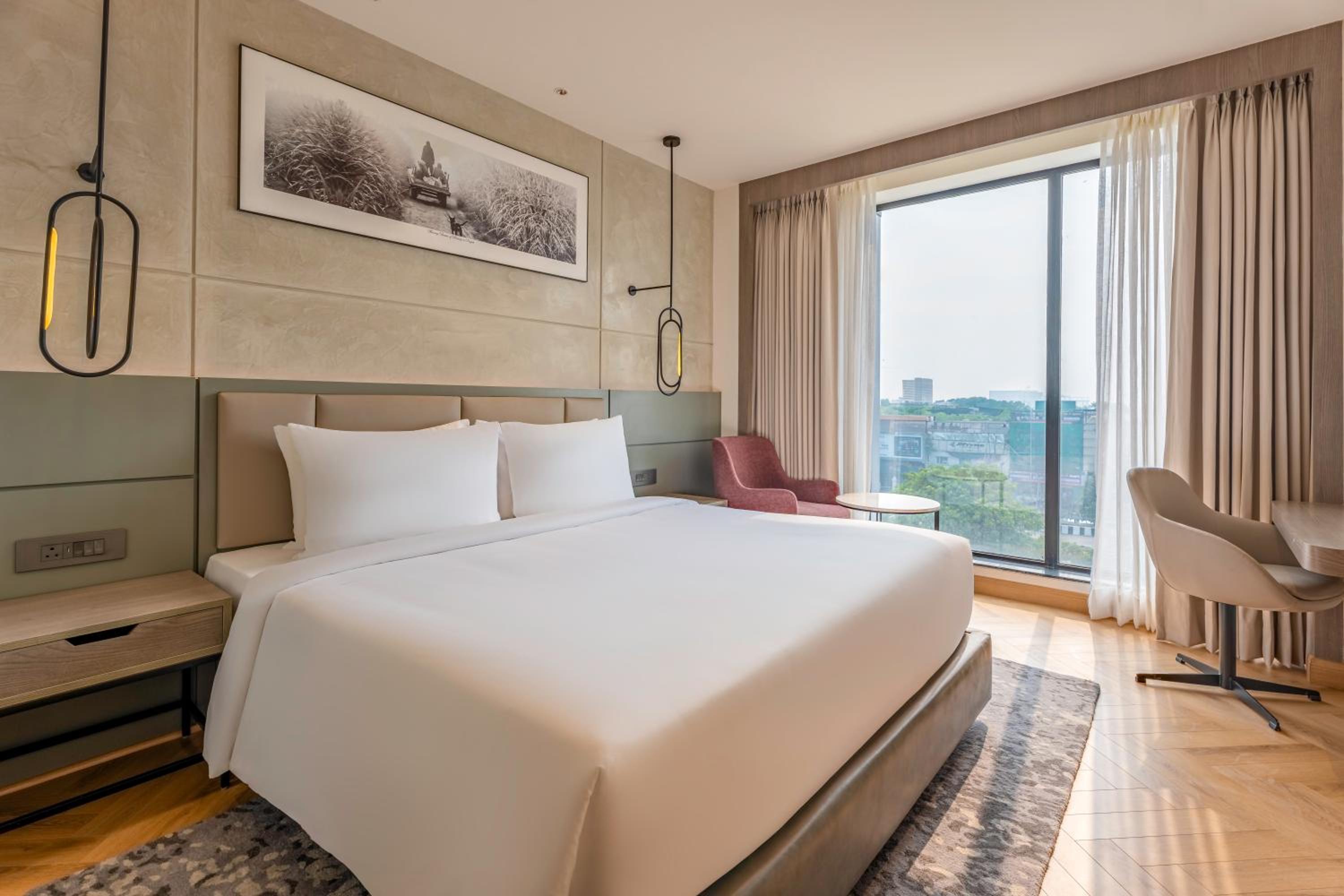 Deluxe Room - Photo 1