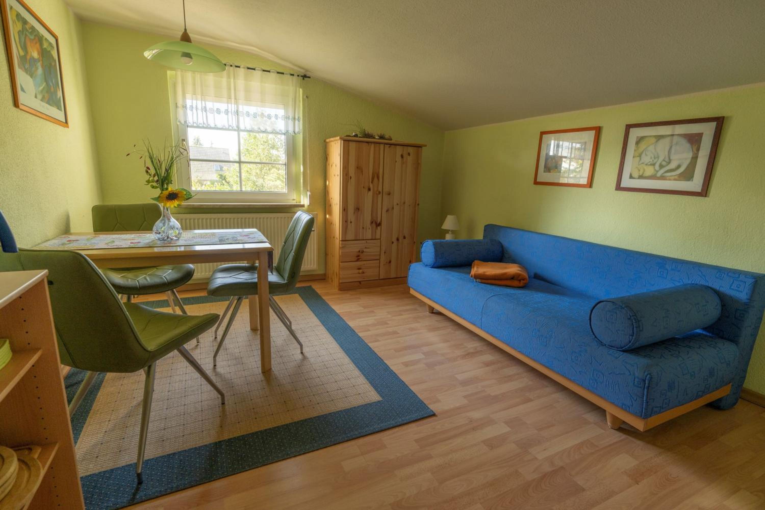 One-Bedroom Apartment with Balcony photo 2