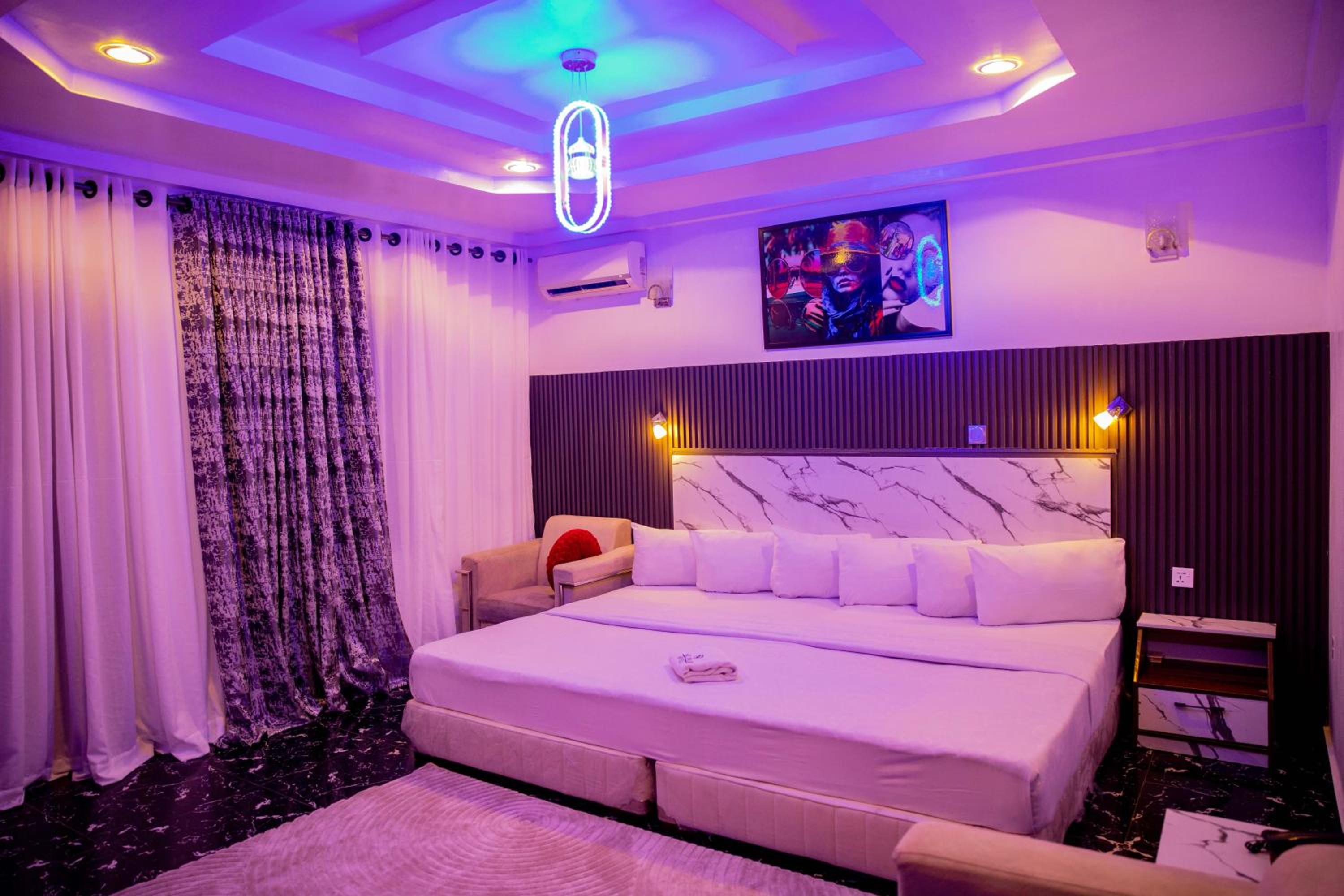 Executive Suite photo 1