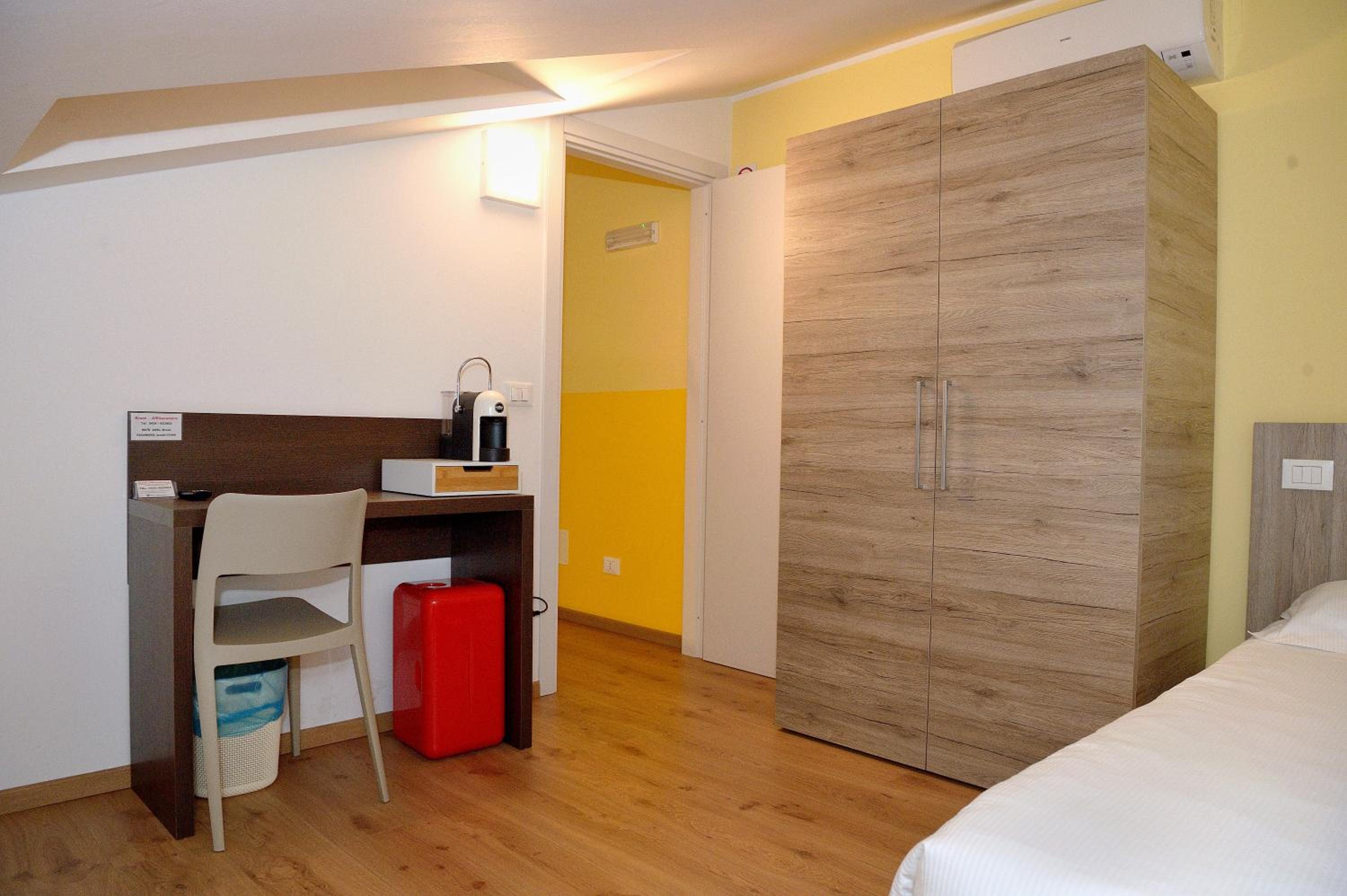 Three-Bedroom Apartment photo 2