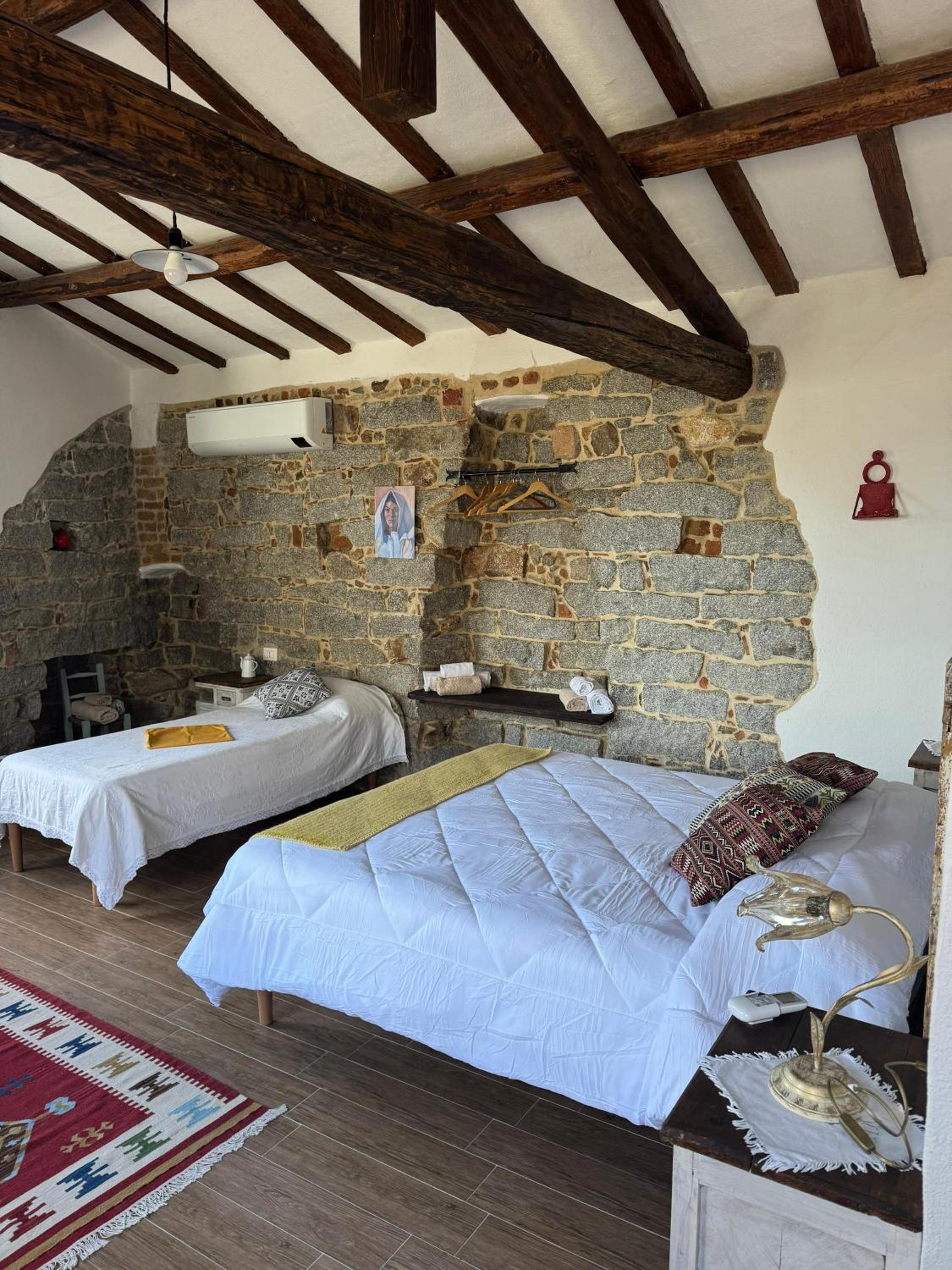 Triple Room with Private Bathroom photo 2