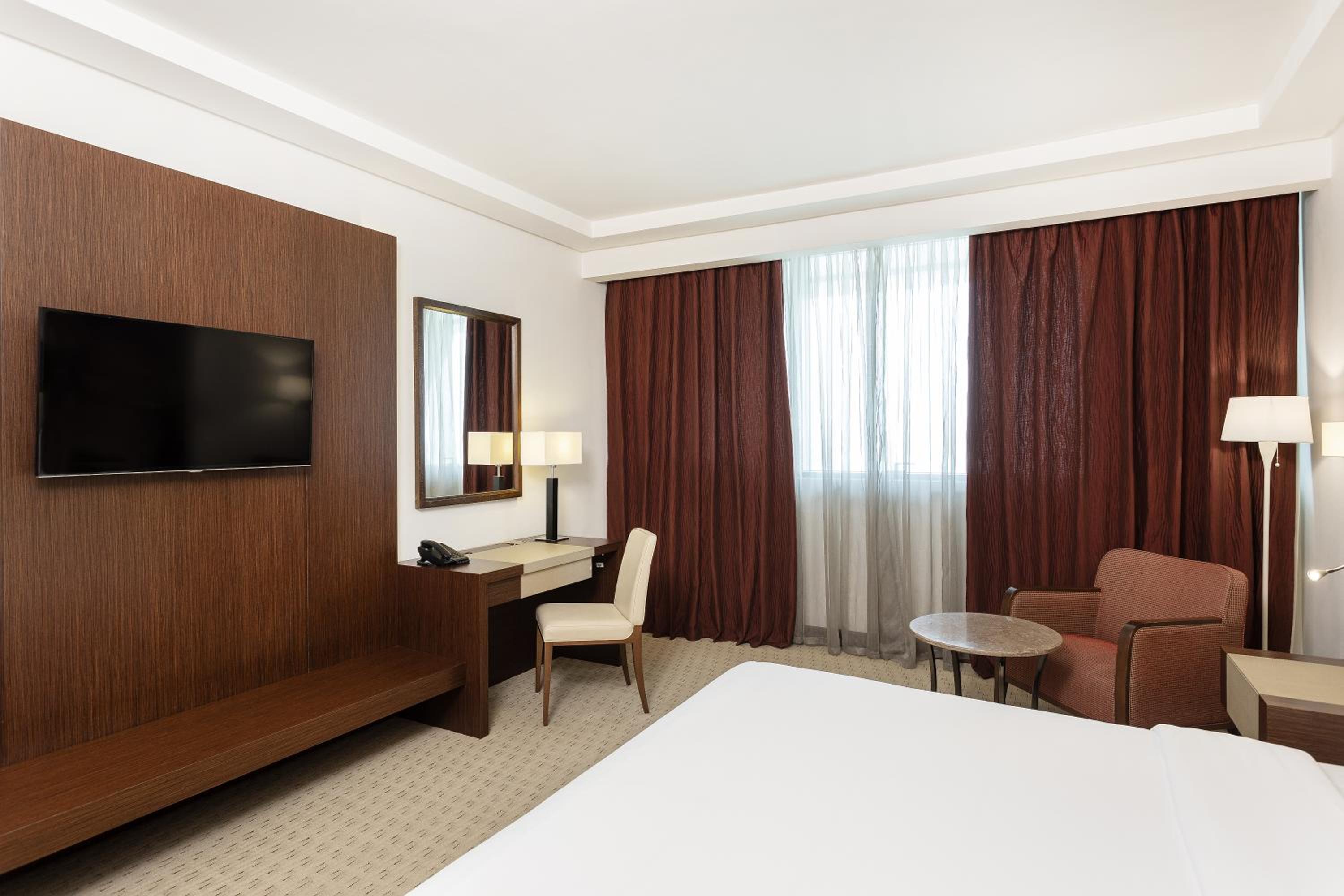 Standard Room - Photo 8