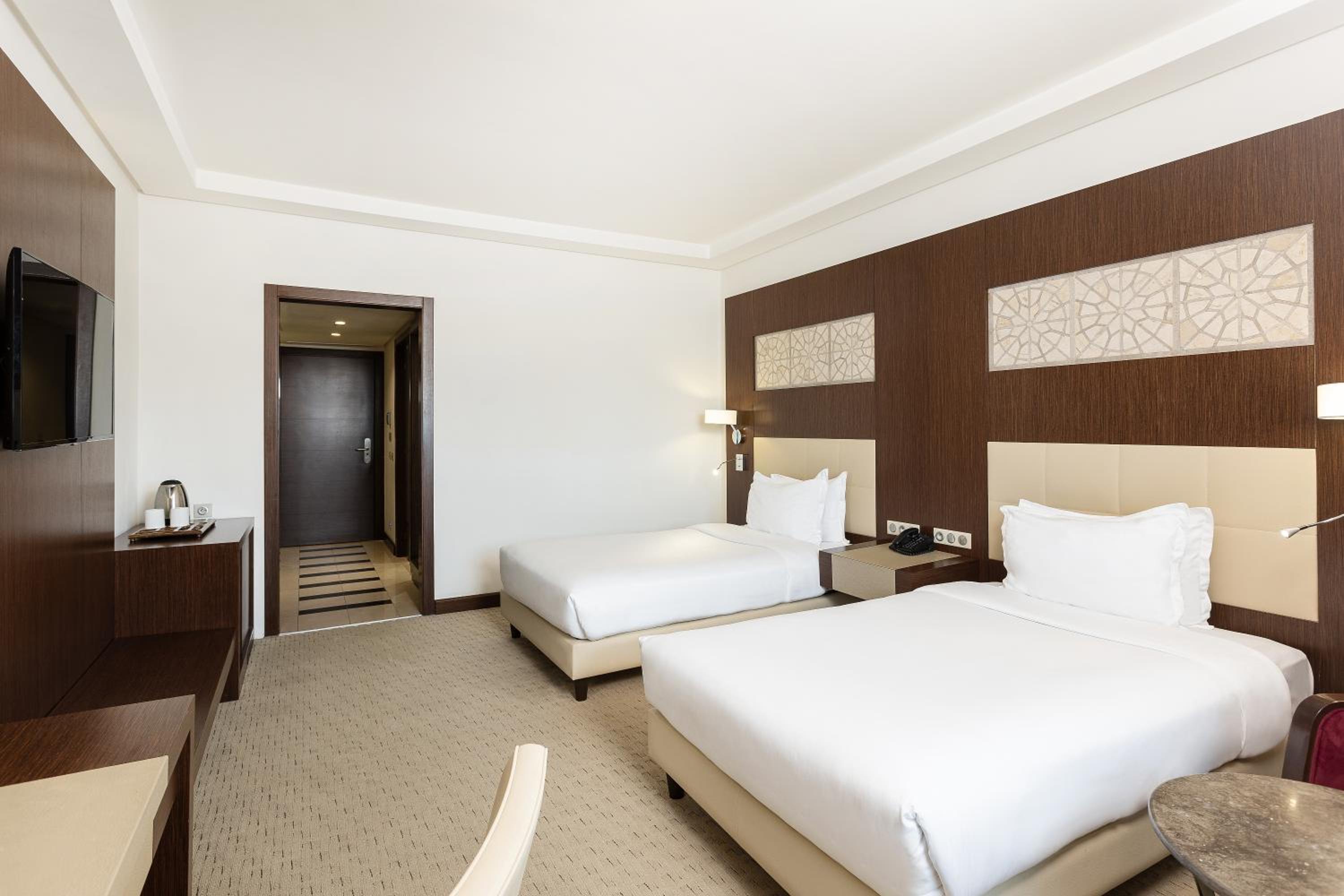 Standard Room - Photo 10