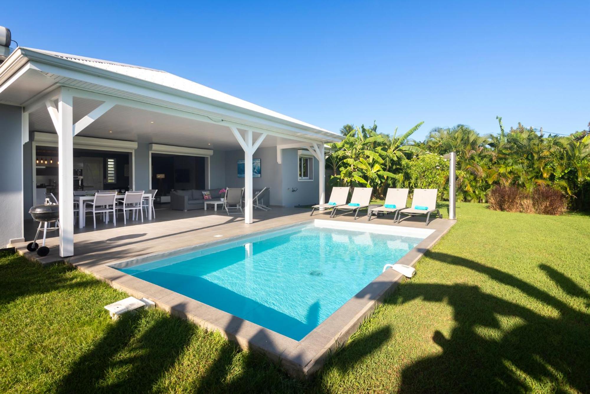 Villa with Private Pool photo 2