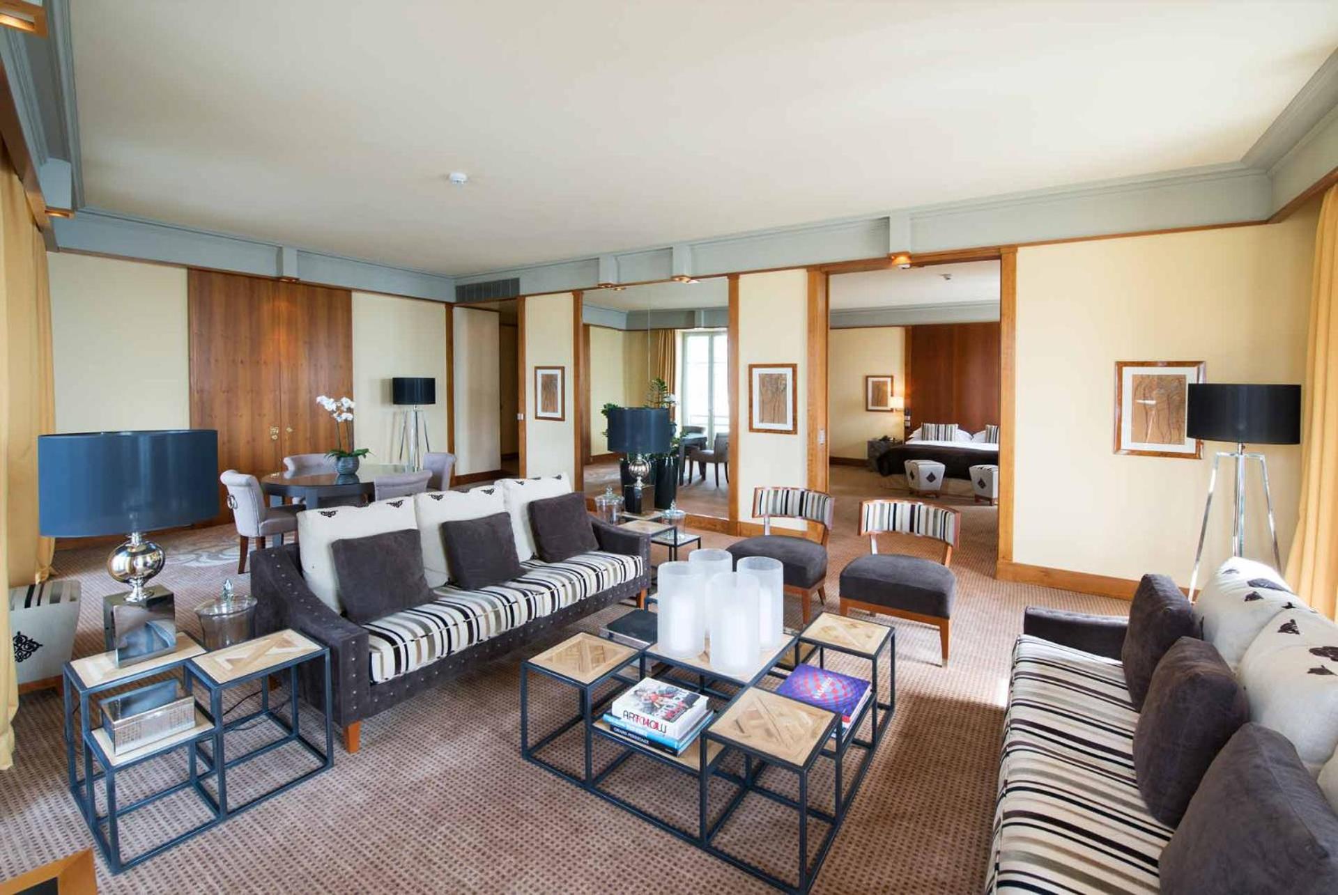 Suite with Lake View photo 2