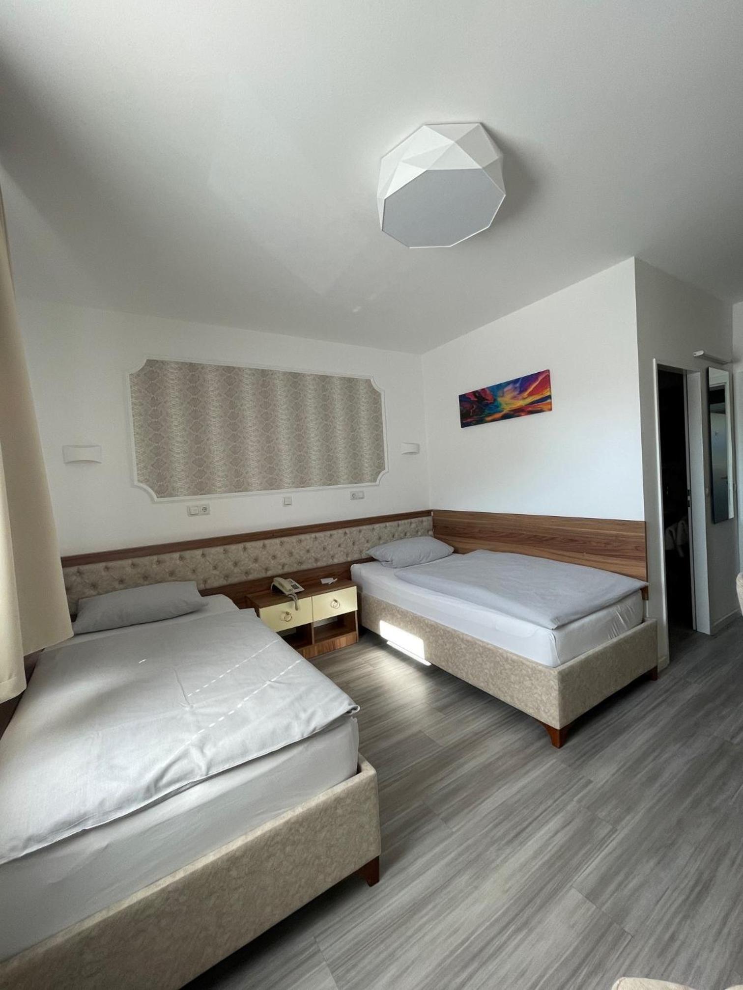Double Room with Private Bathroom photo 1