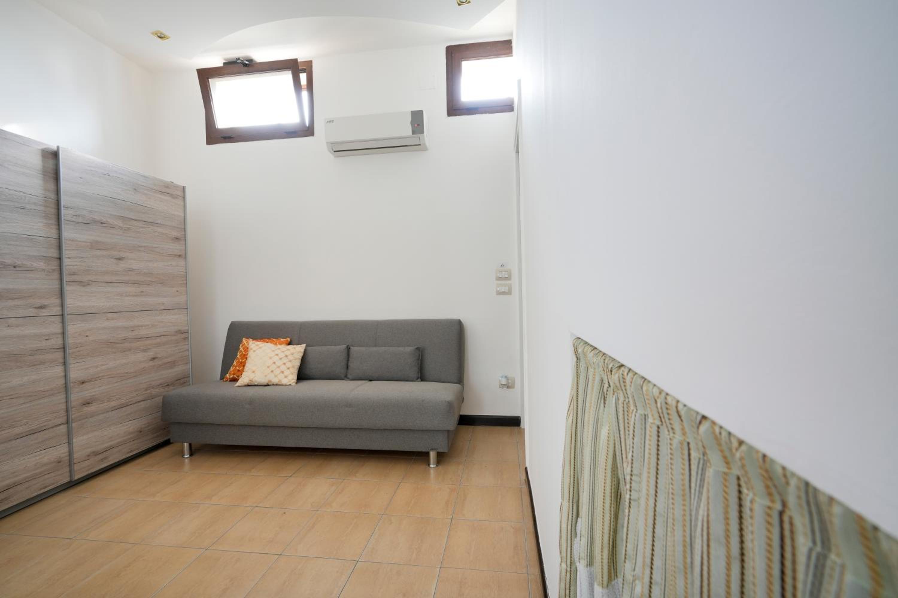 Two-Bedroom Apartment photo 2