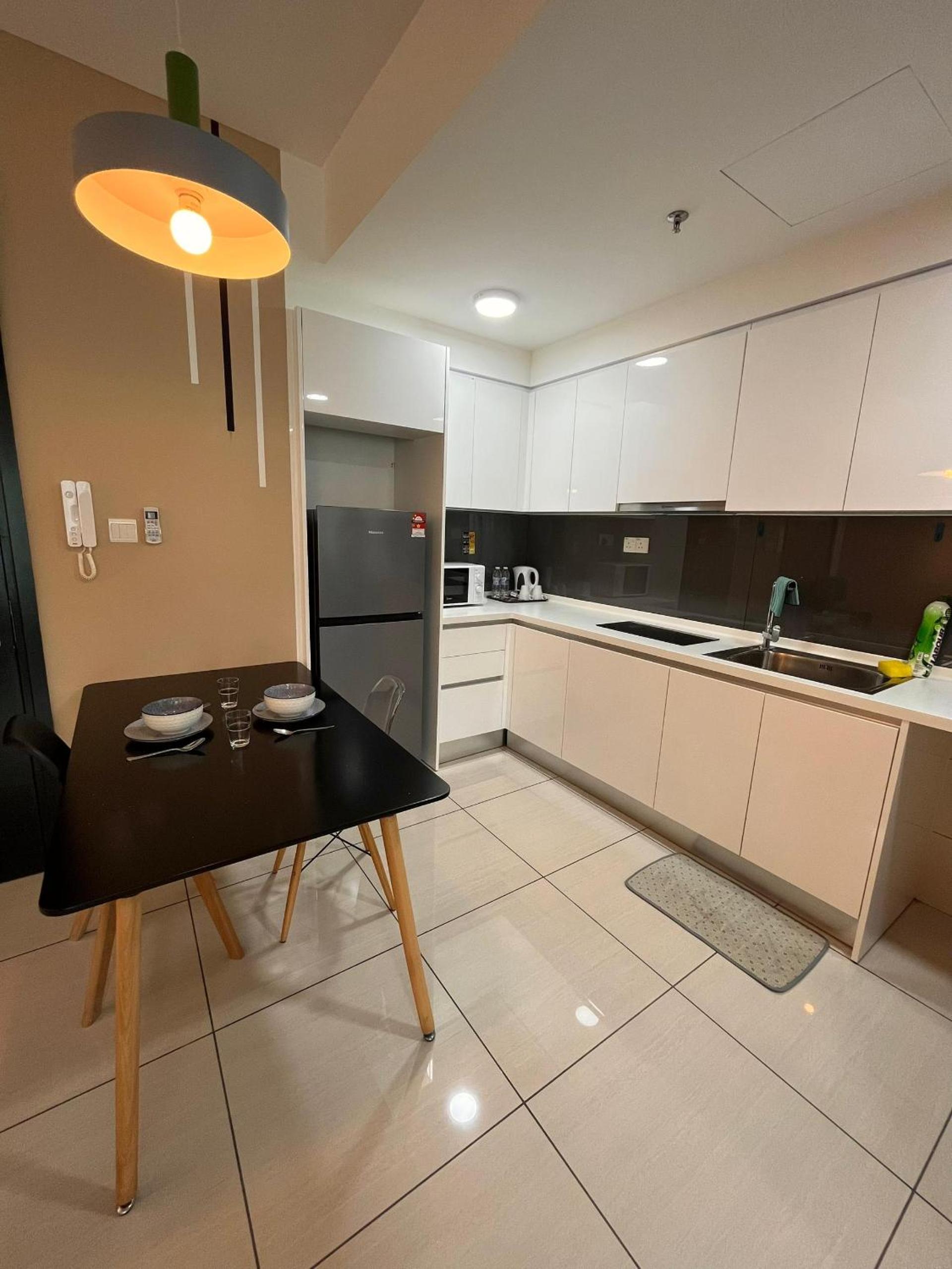 One-Bedroom Apartment - Photo 34