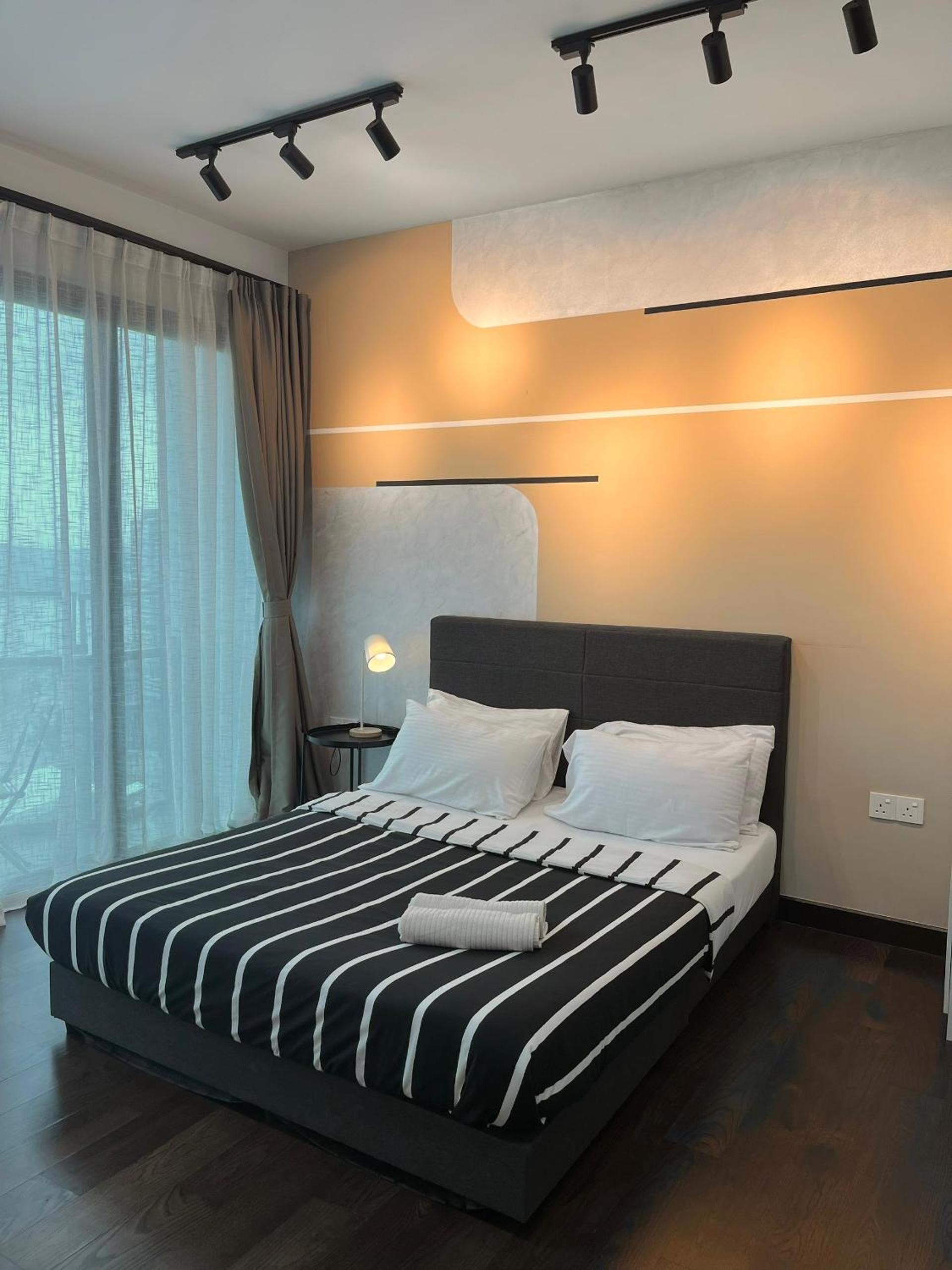 One-Bedroom Apartment - Photo 31