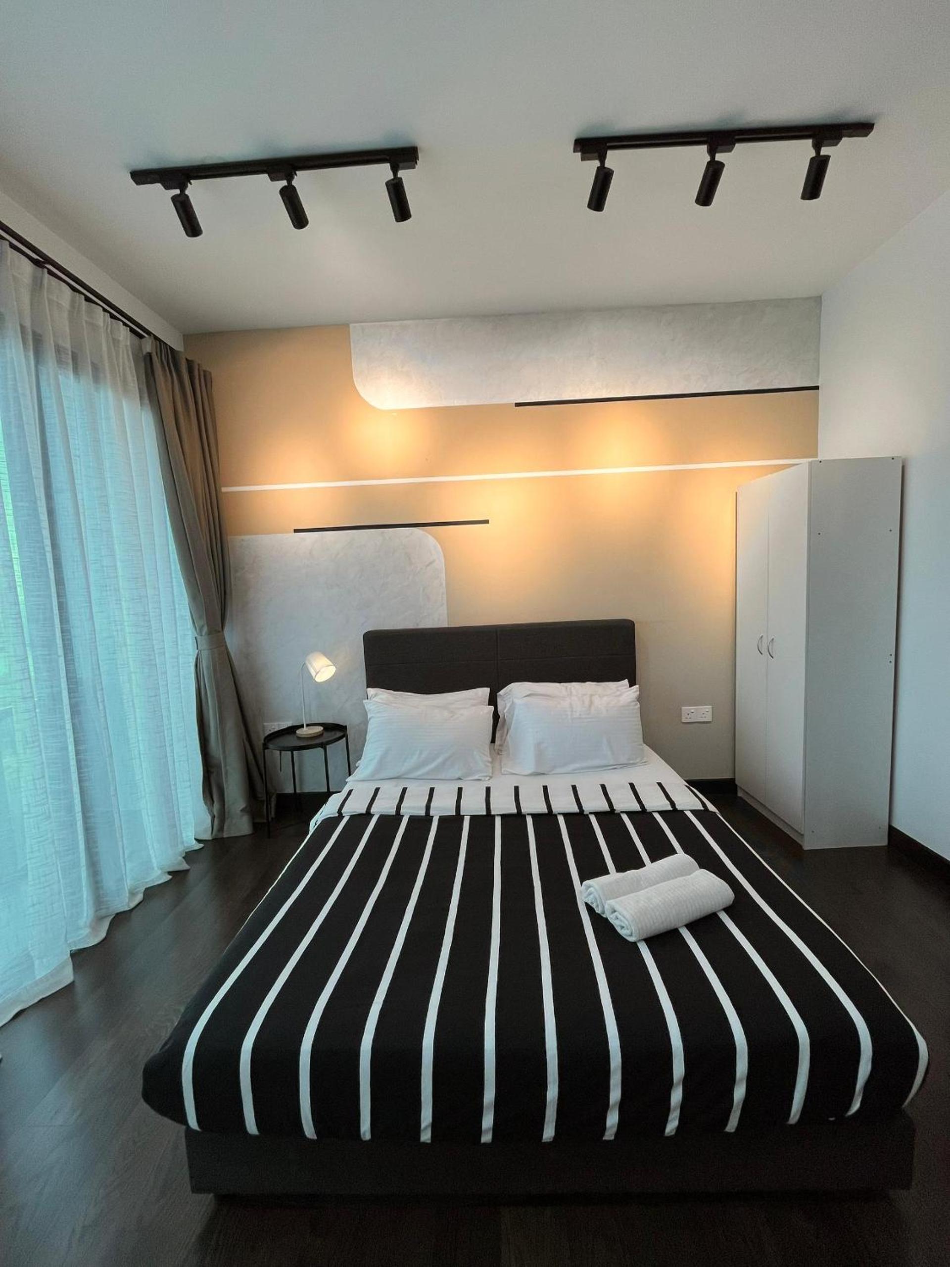 One-Bedroom Apartment - Photo 29