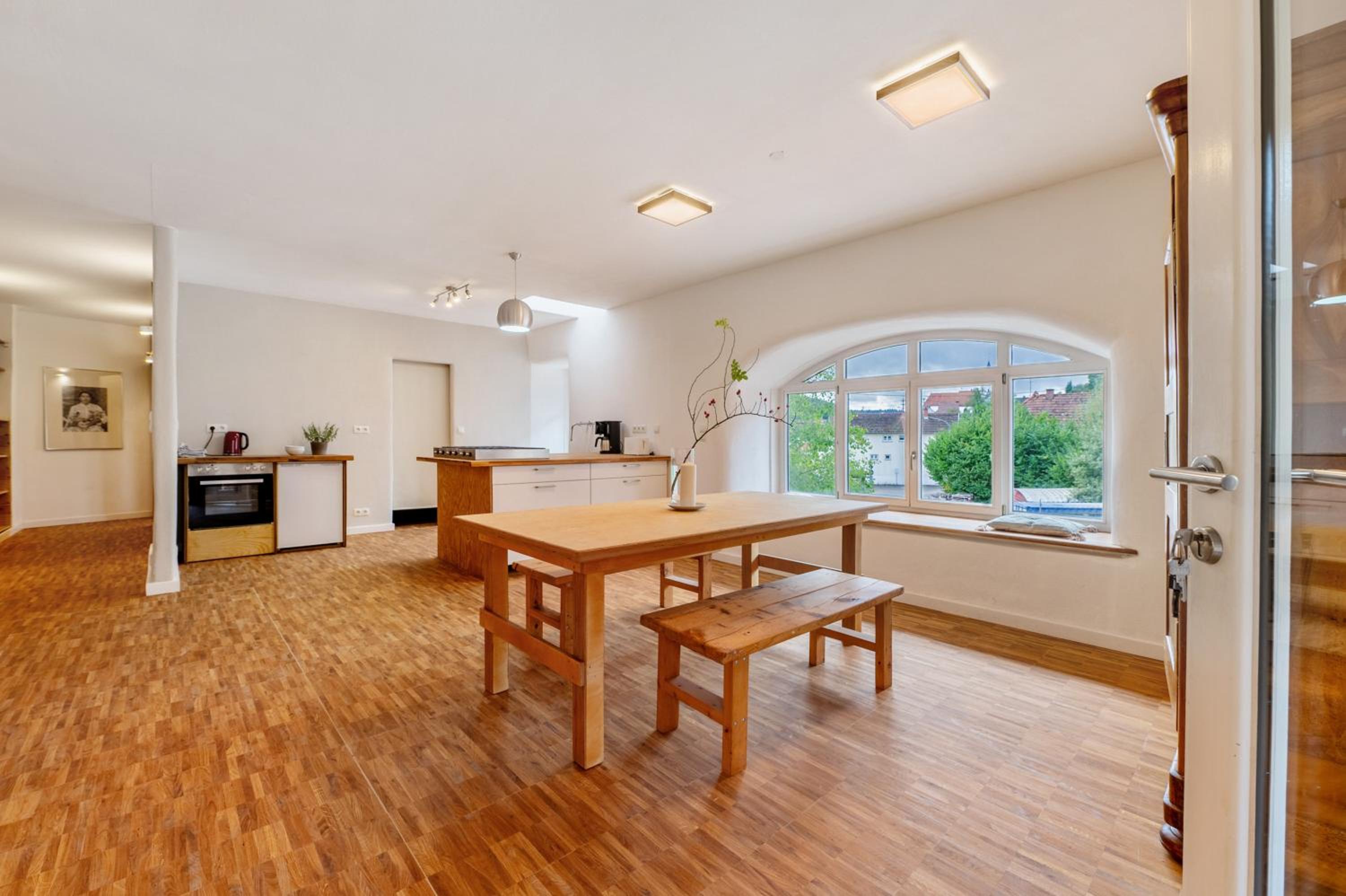 Superior One-Bedroom Apartment With Balcony photo 3