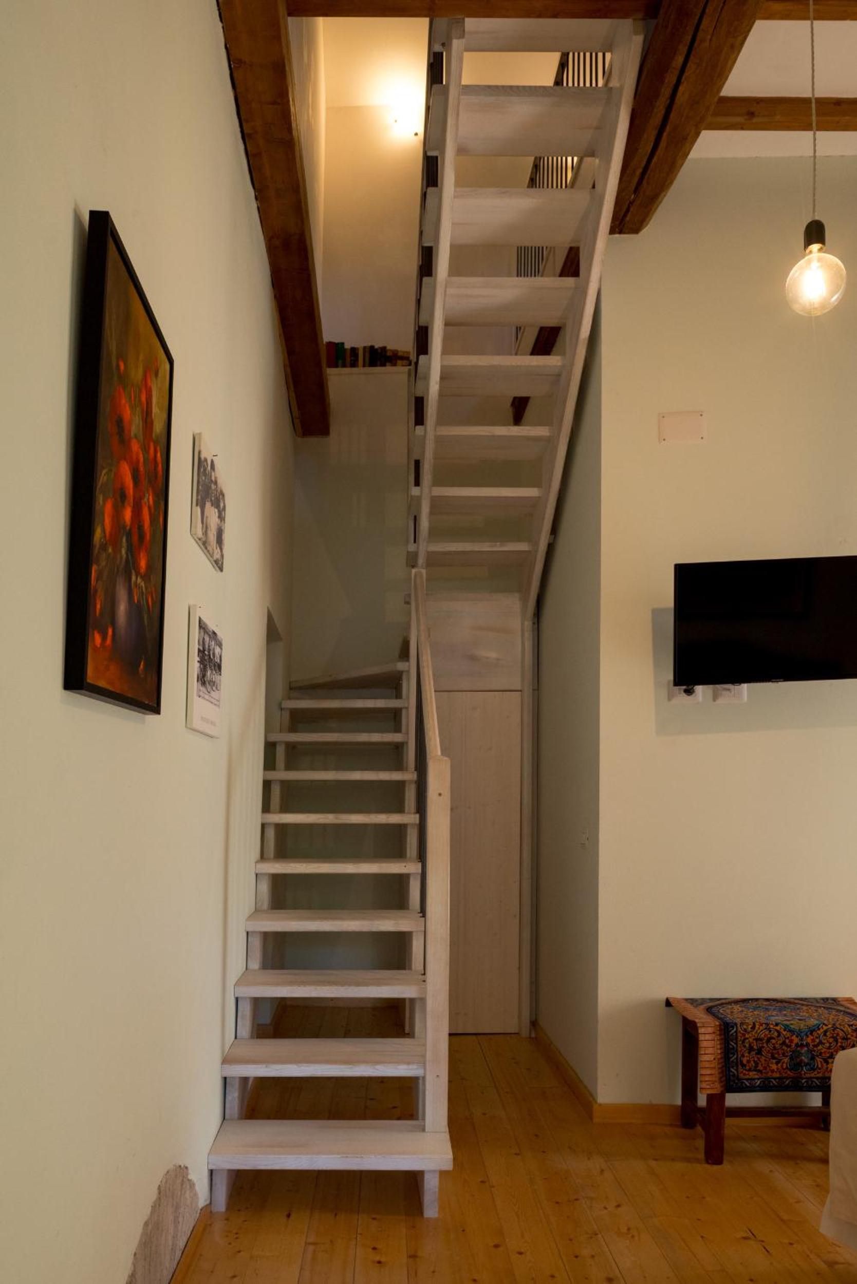 Deluxe Family Room photo 2