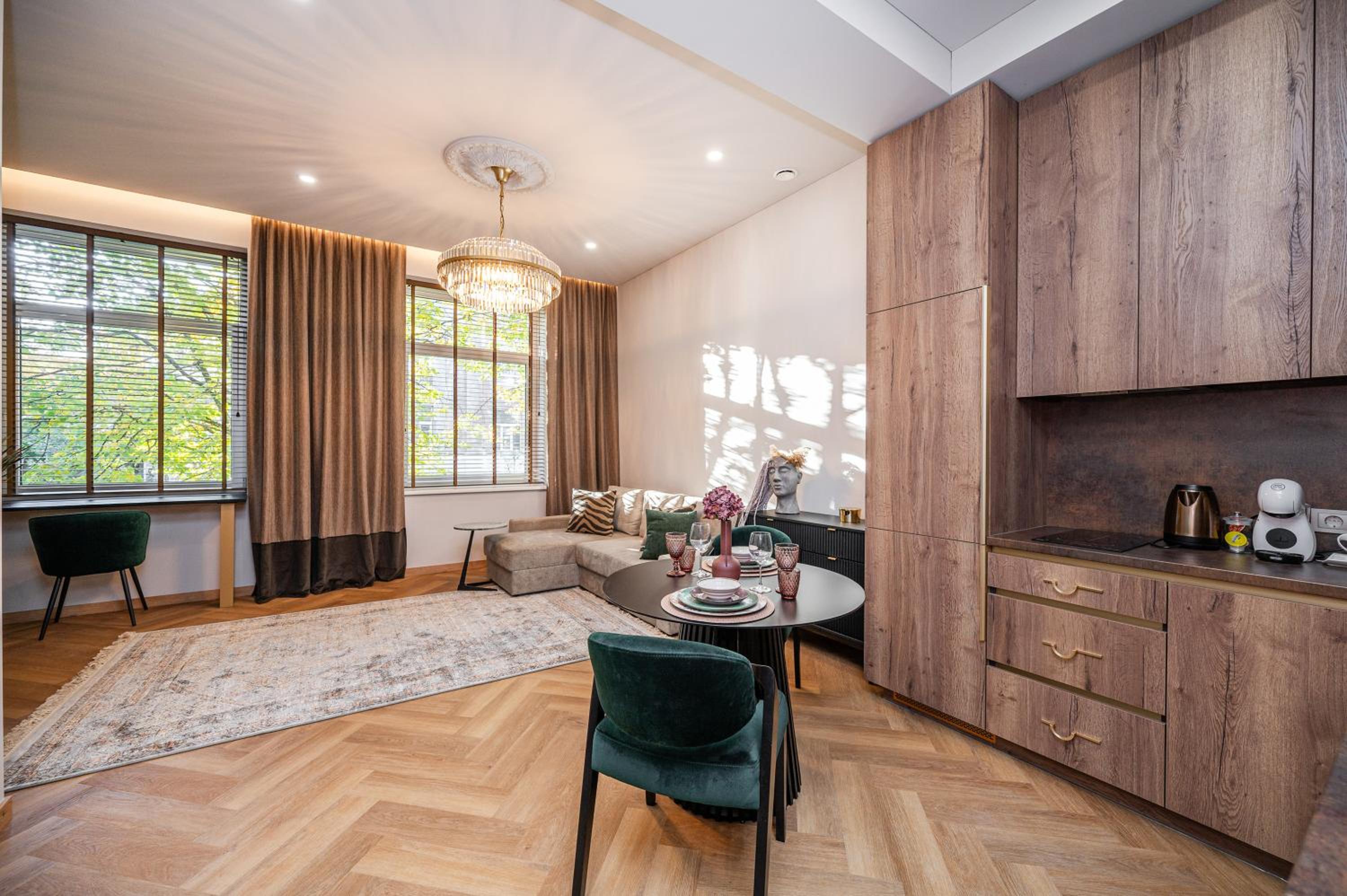 Studio Apartment photo 1