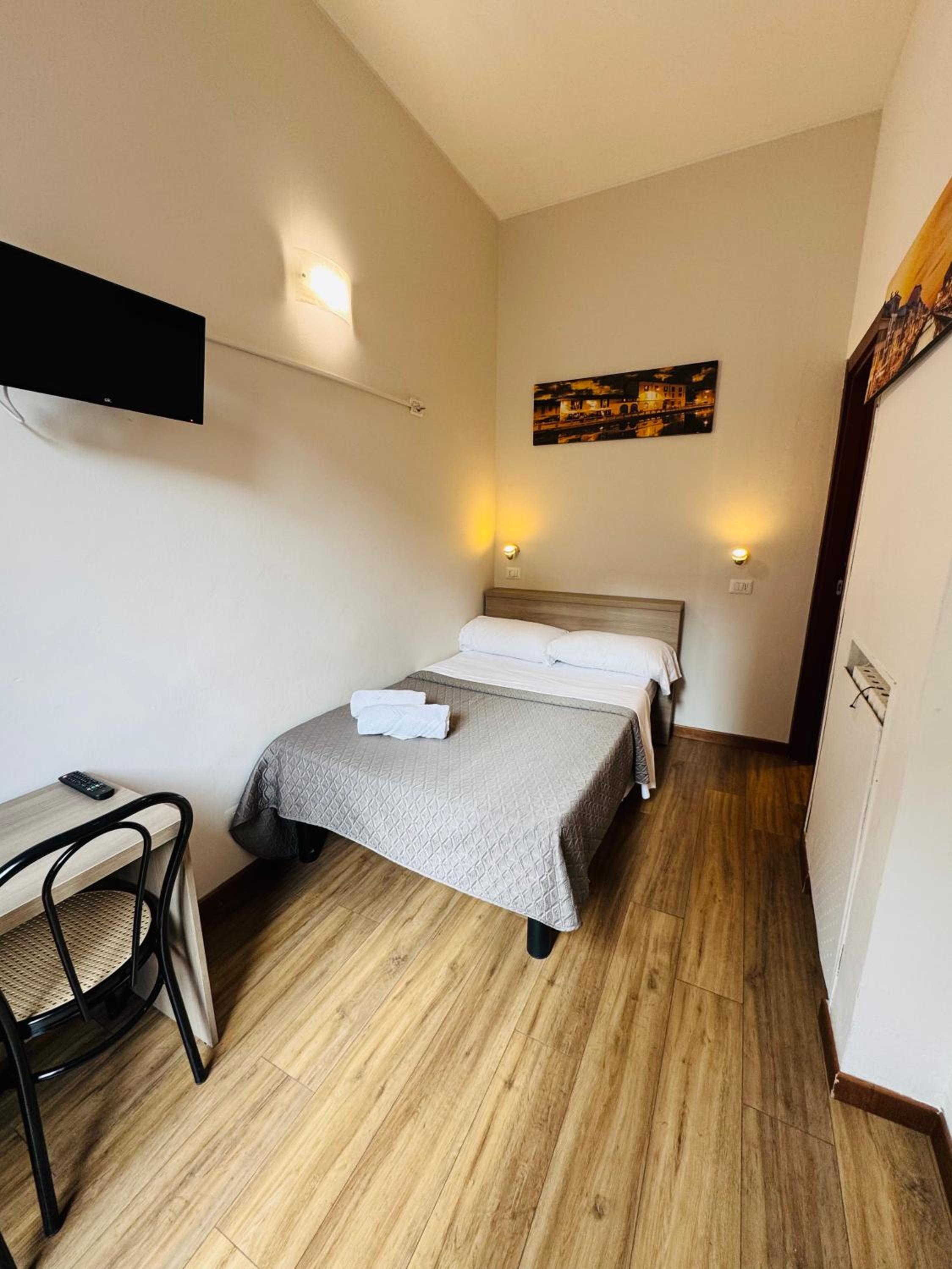 Double Room with Shared Bathroom