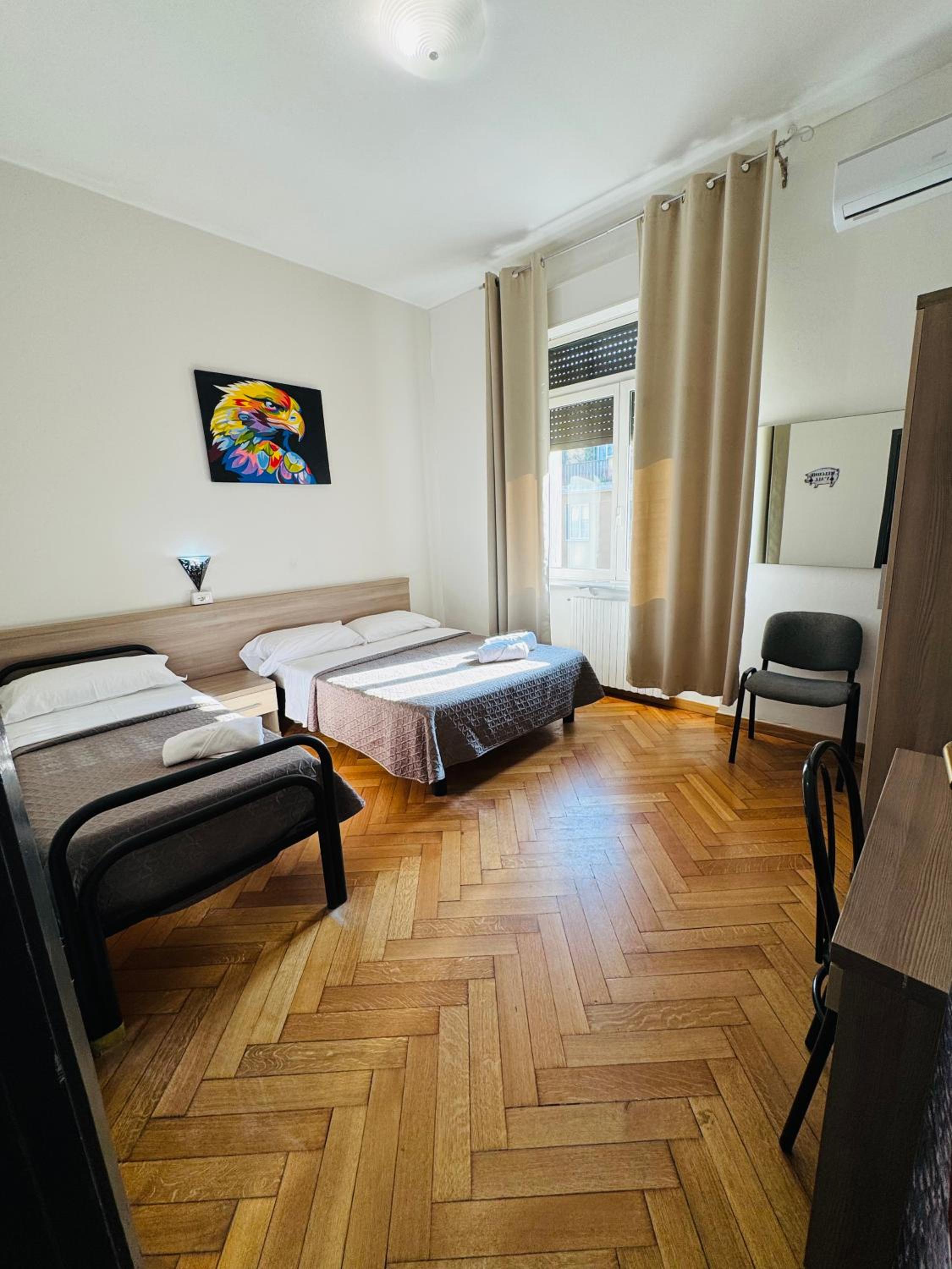 Basic Triple Room with Shared Bathroom