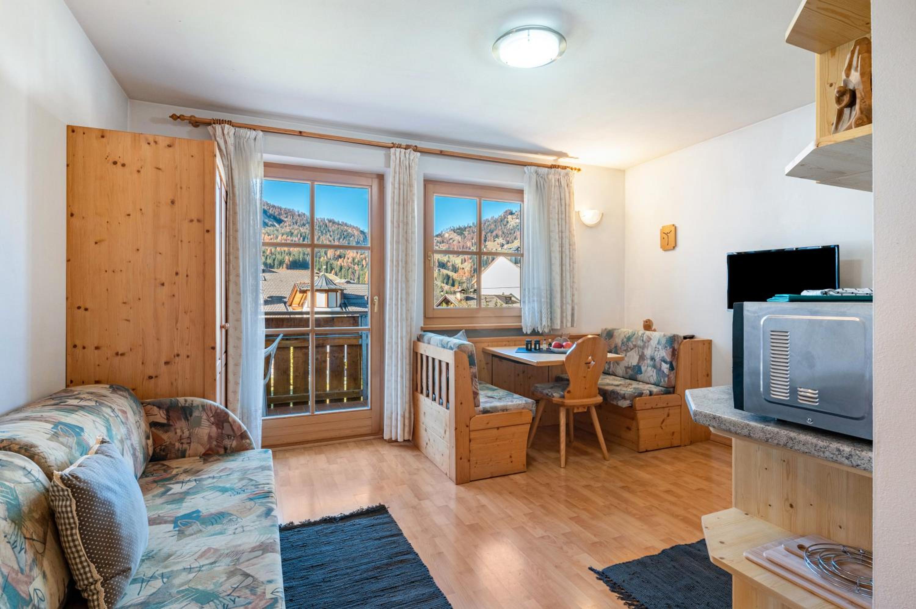 Superior One-Bedroom Apartment with Balcony photo 1