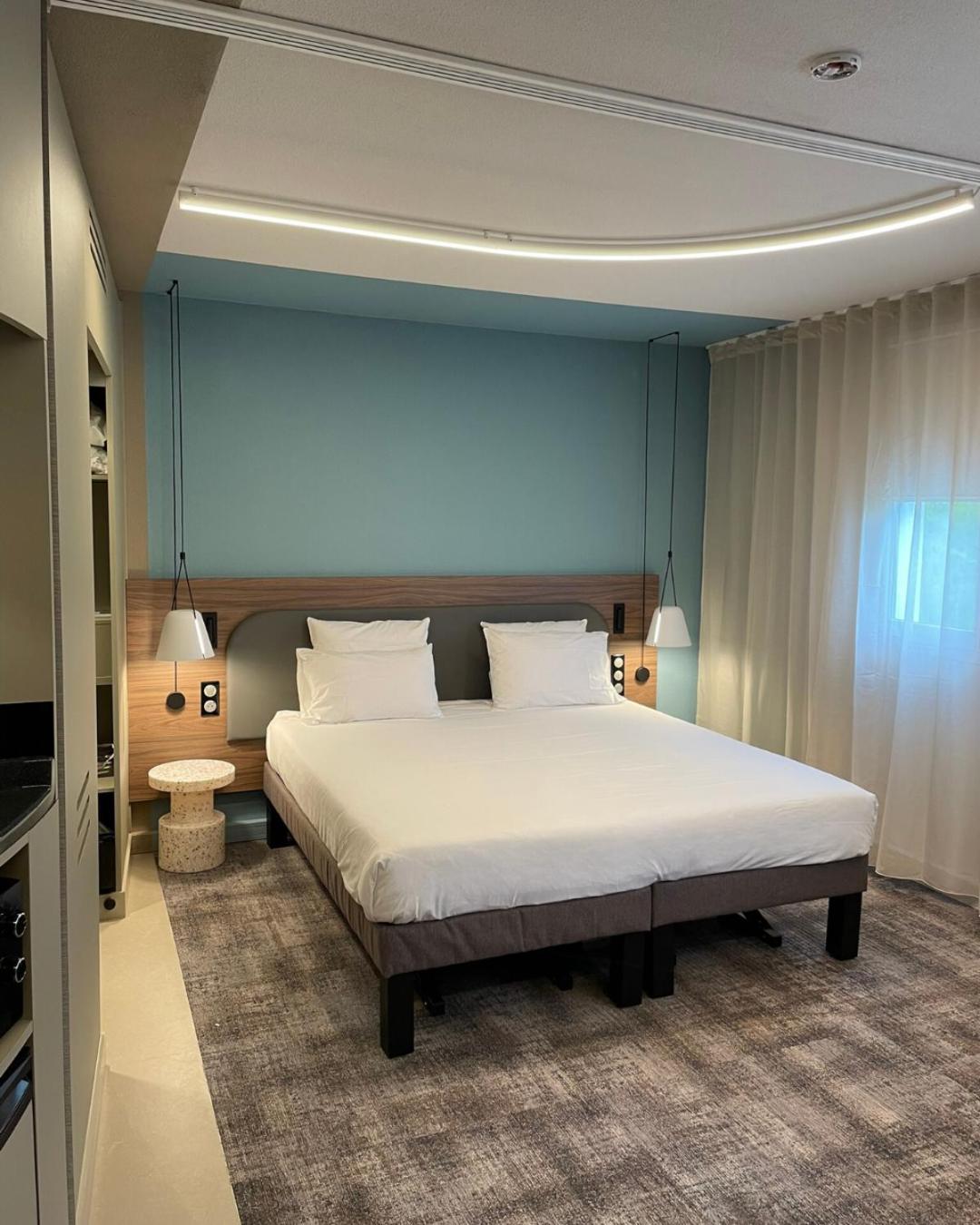 Superior Double Suite with Sofa Bed photo 3