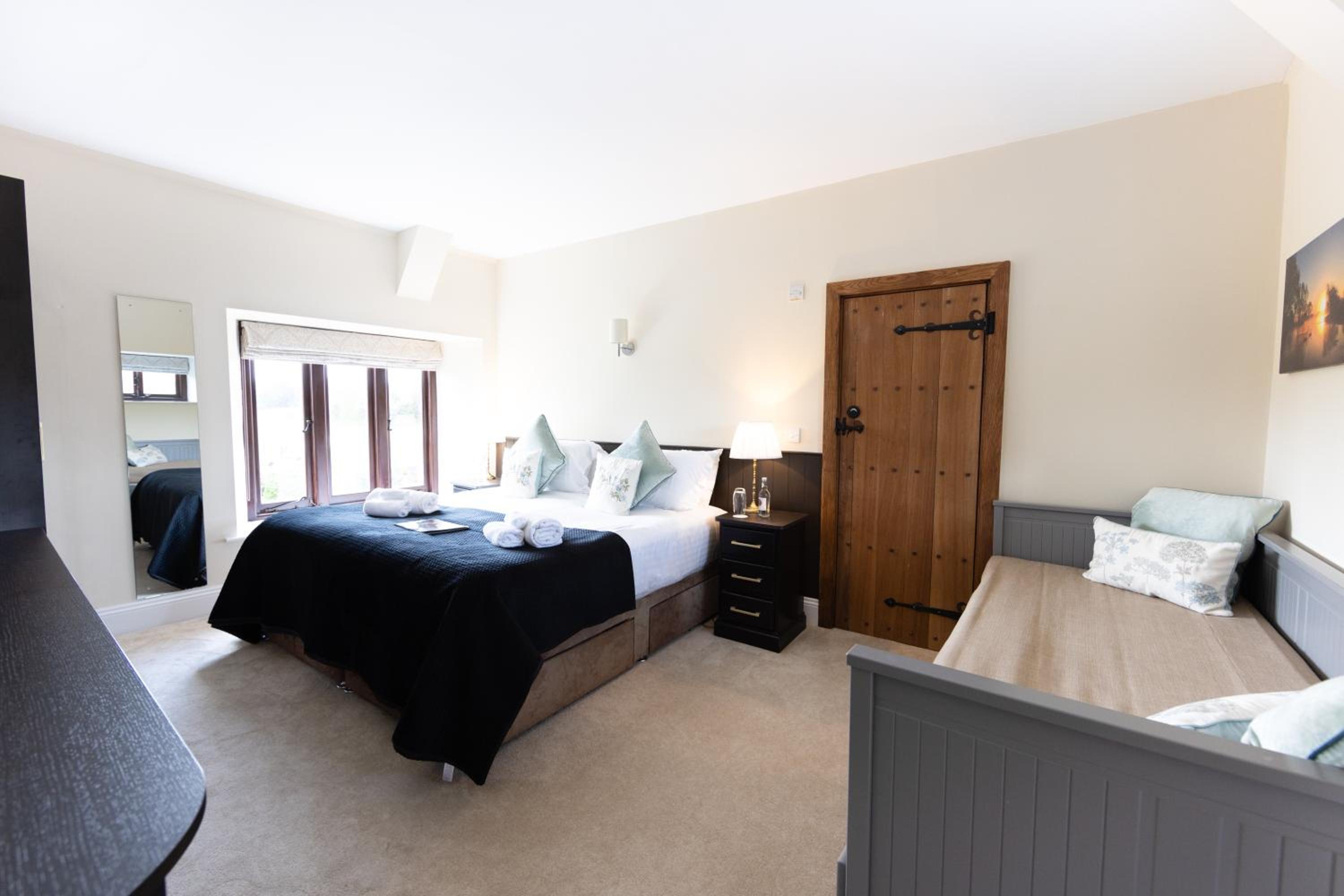 Family Suite X 5