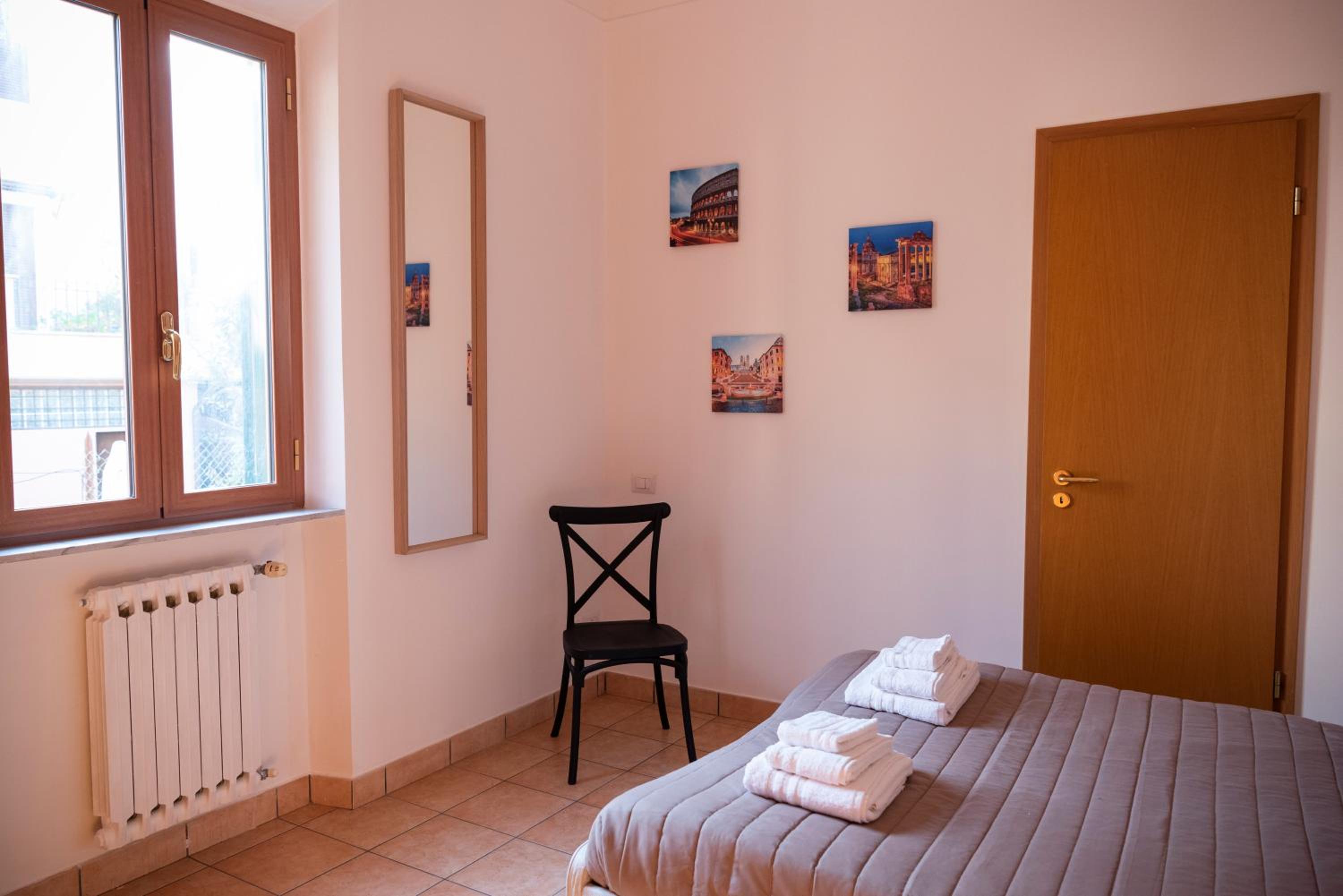 Standard Triple Room photo 2