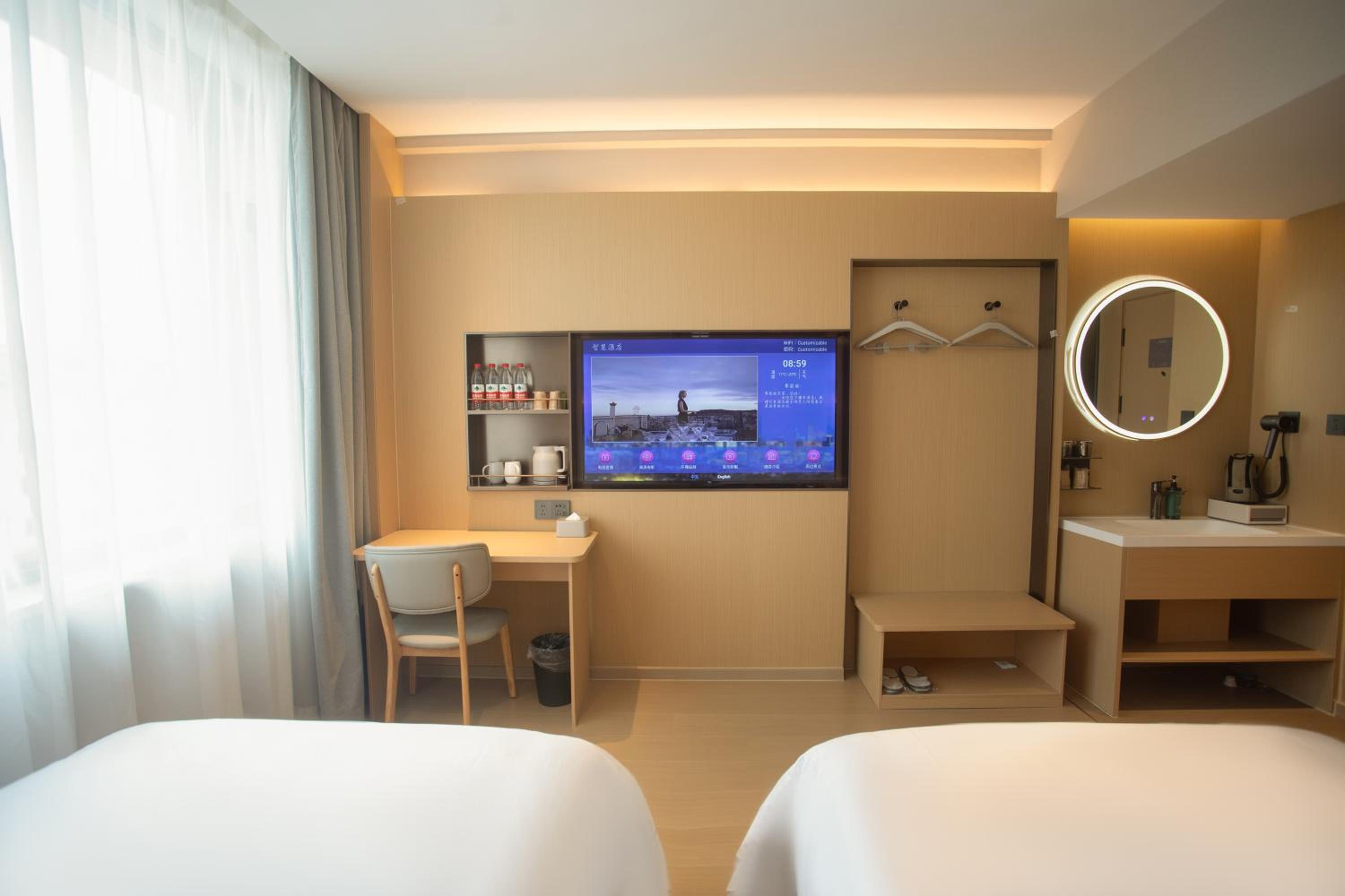 Standard Twin Room photo 1