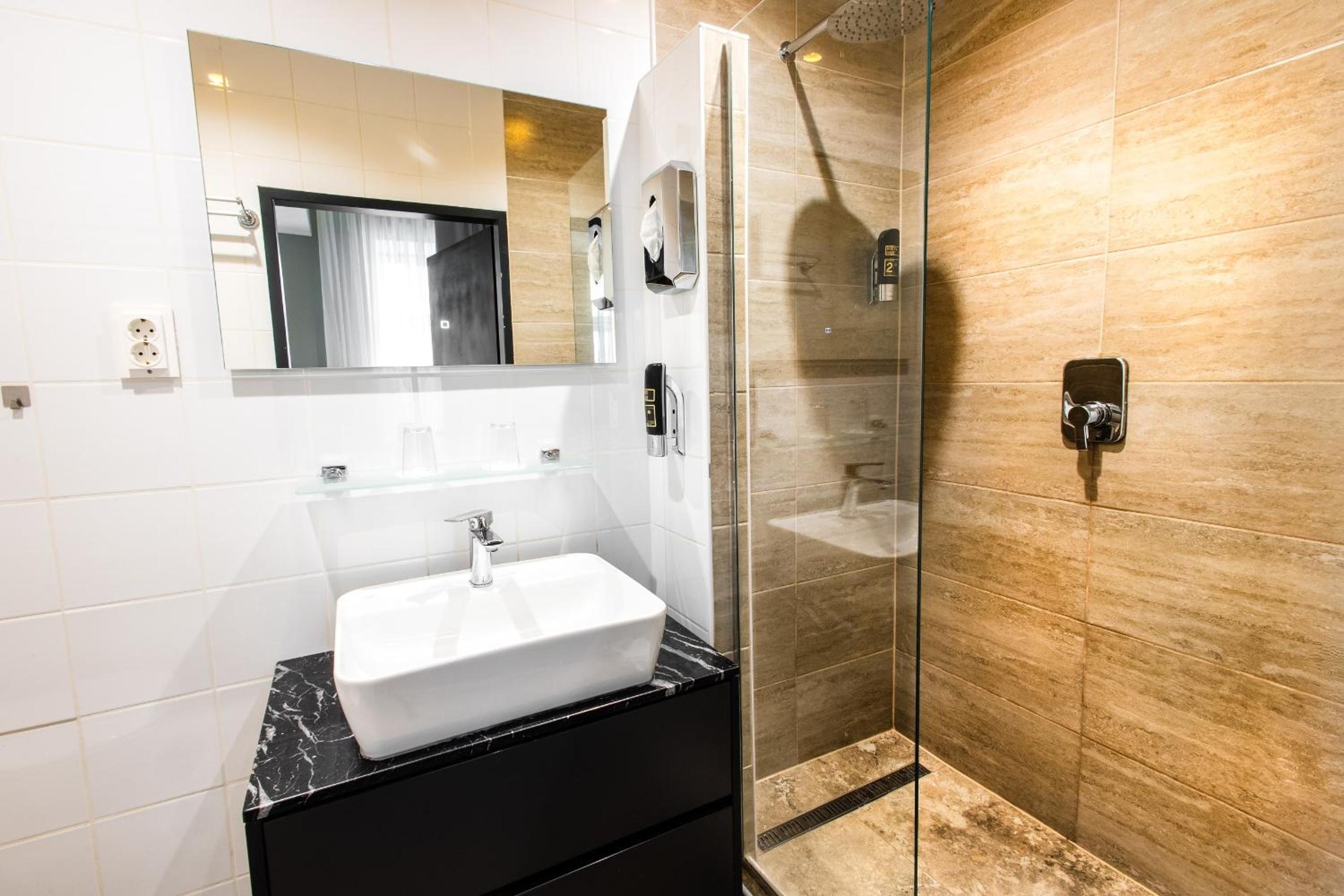 Single Room photo 2