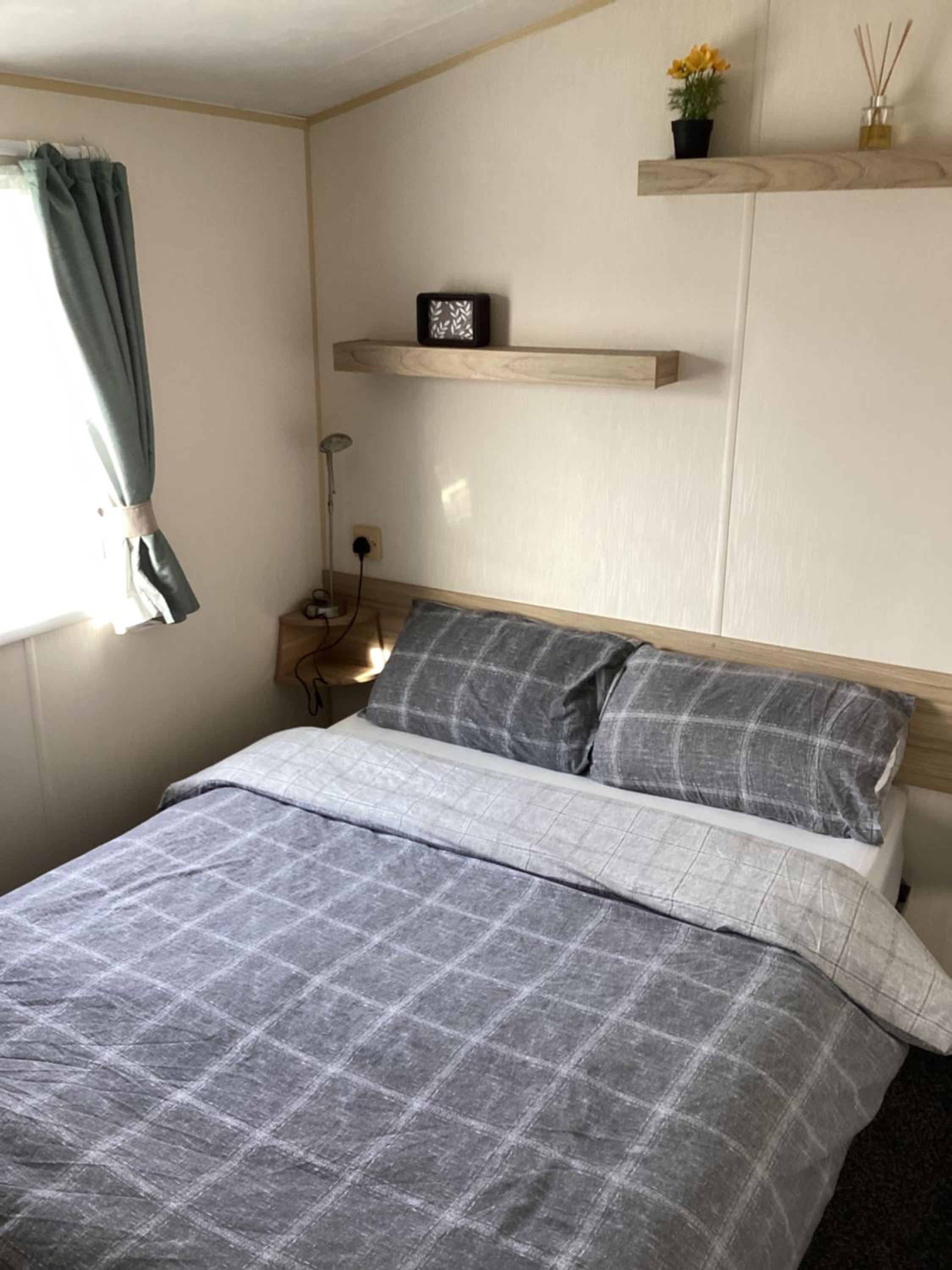 Three-Bedroom Vacation Home  photo 2