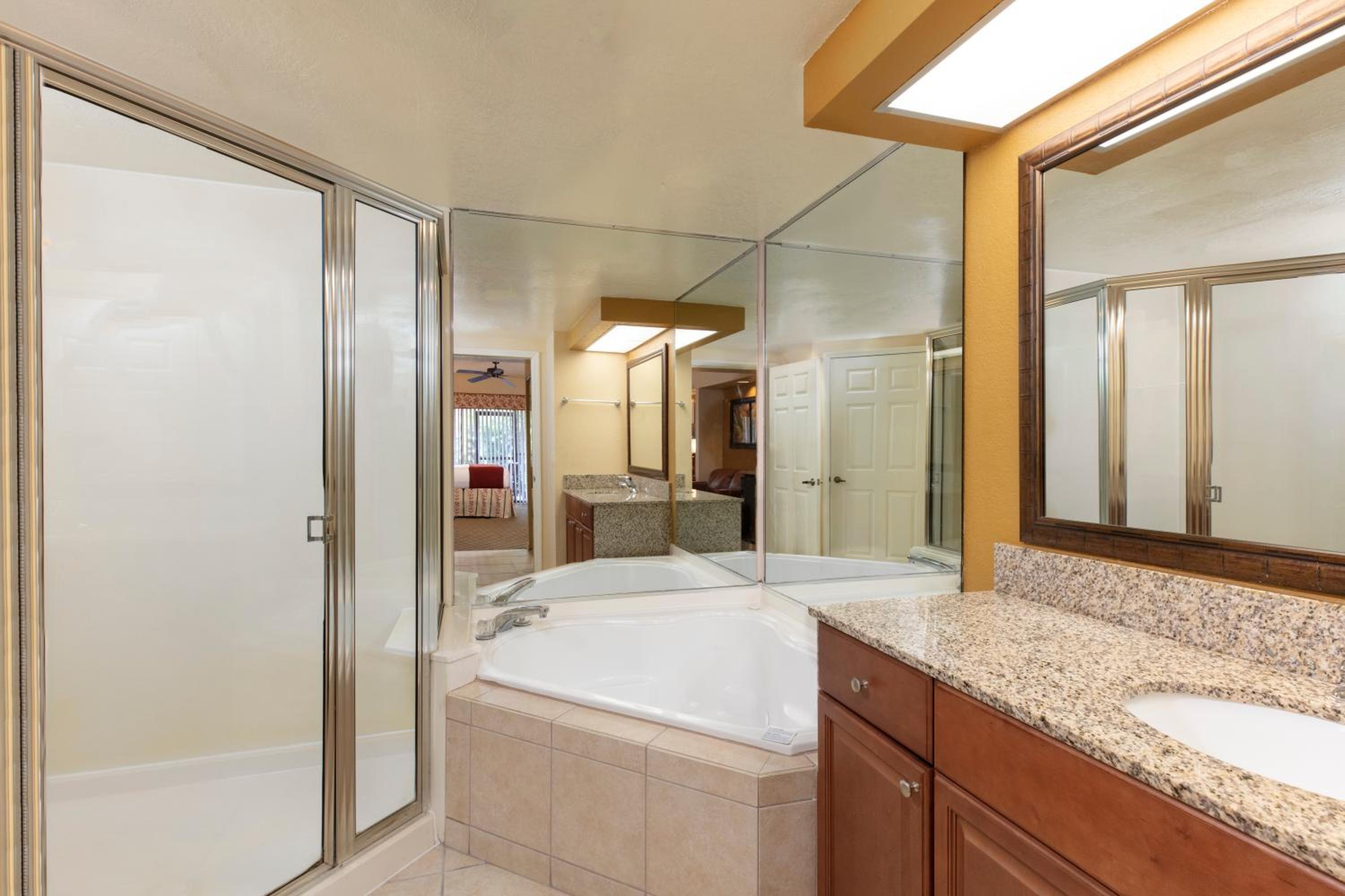 Three-Bedroom Villa photo 2