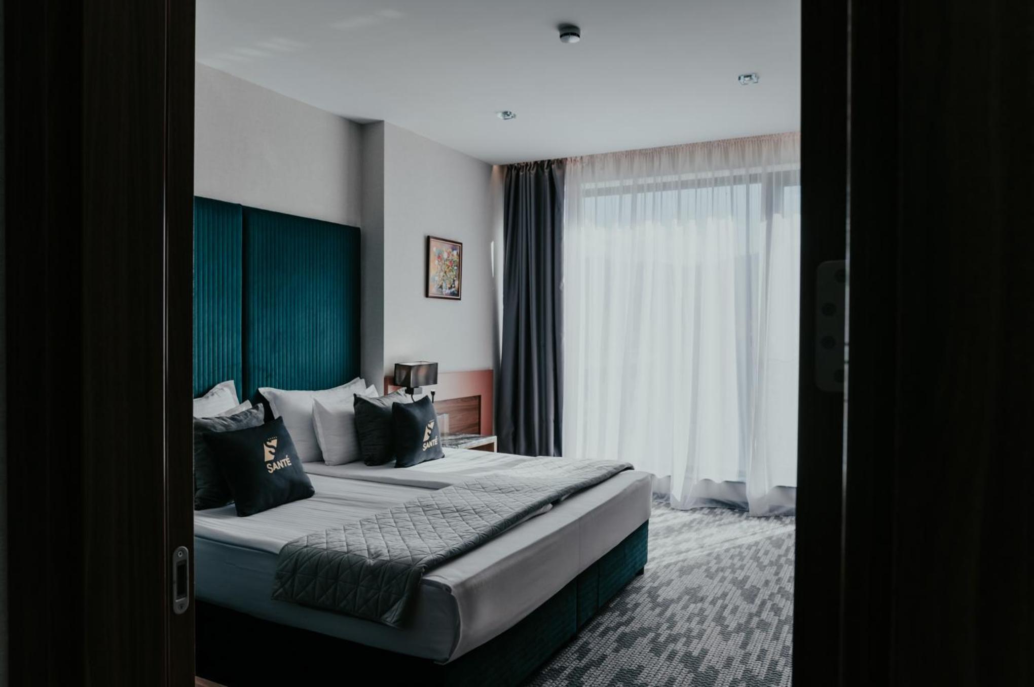 One-Bedroom Apartment - Photo 4