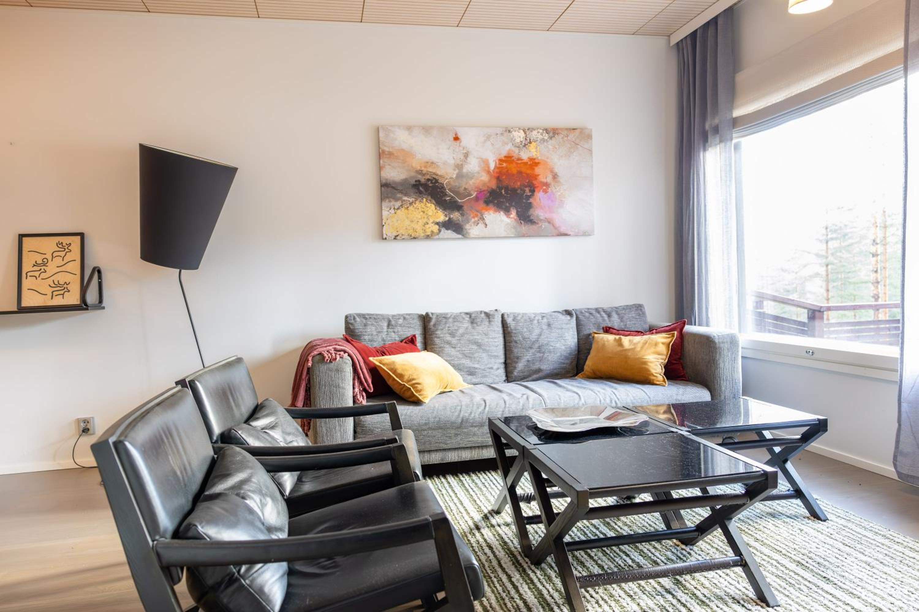 Three-Bedroom Apartment with Balcony