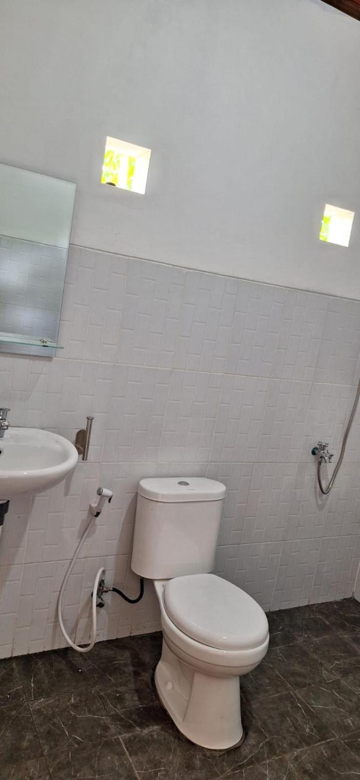 Standard Double or Twin Room - Photo 4